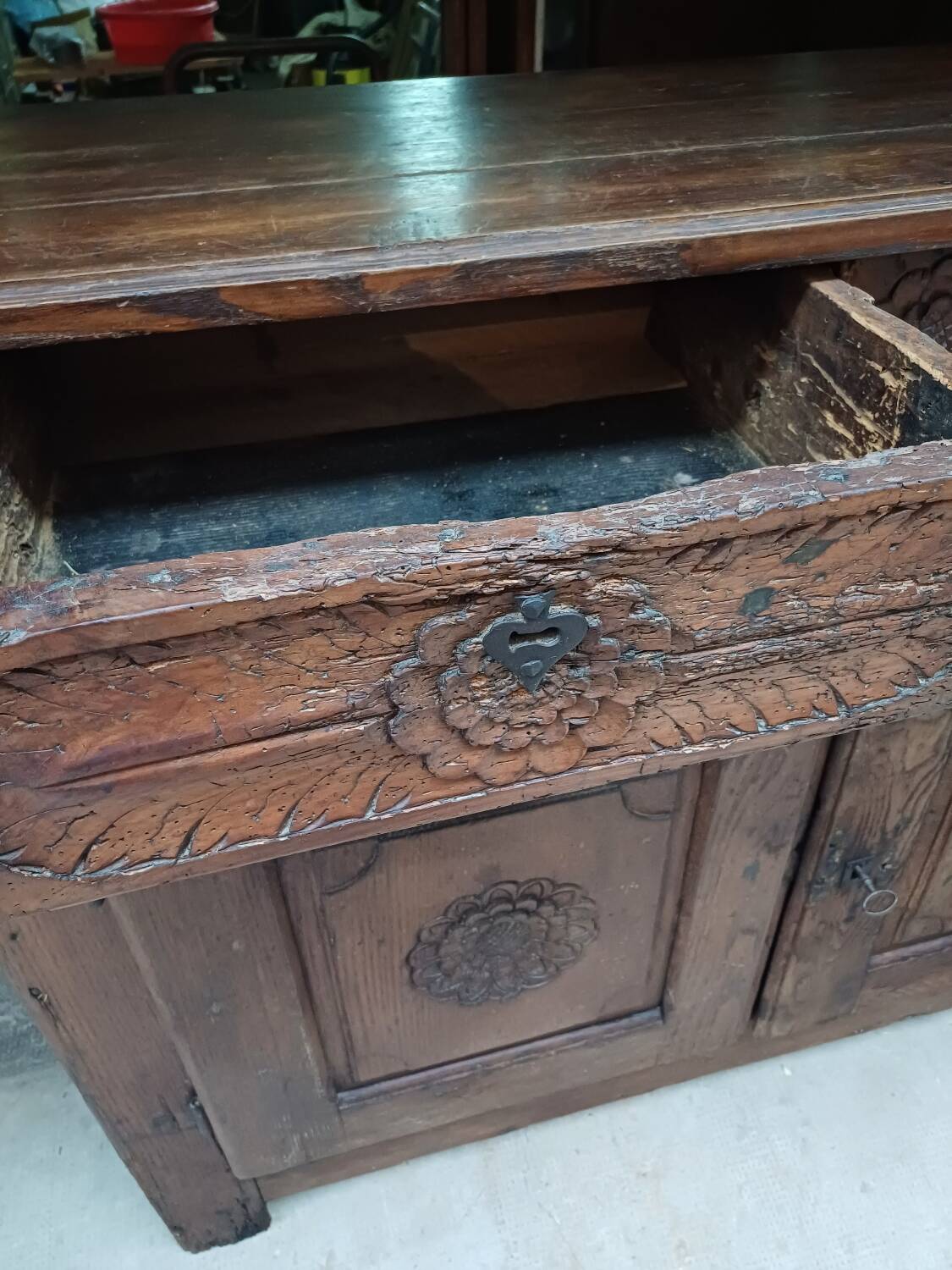 Country sideboard, Lozère, 17th-18th century