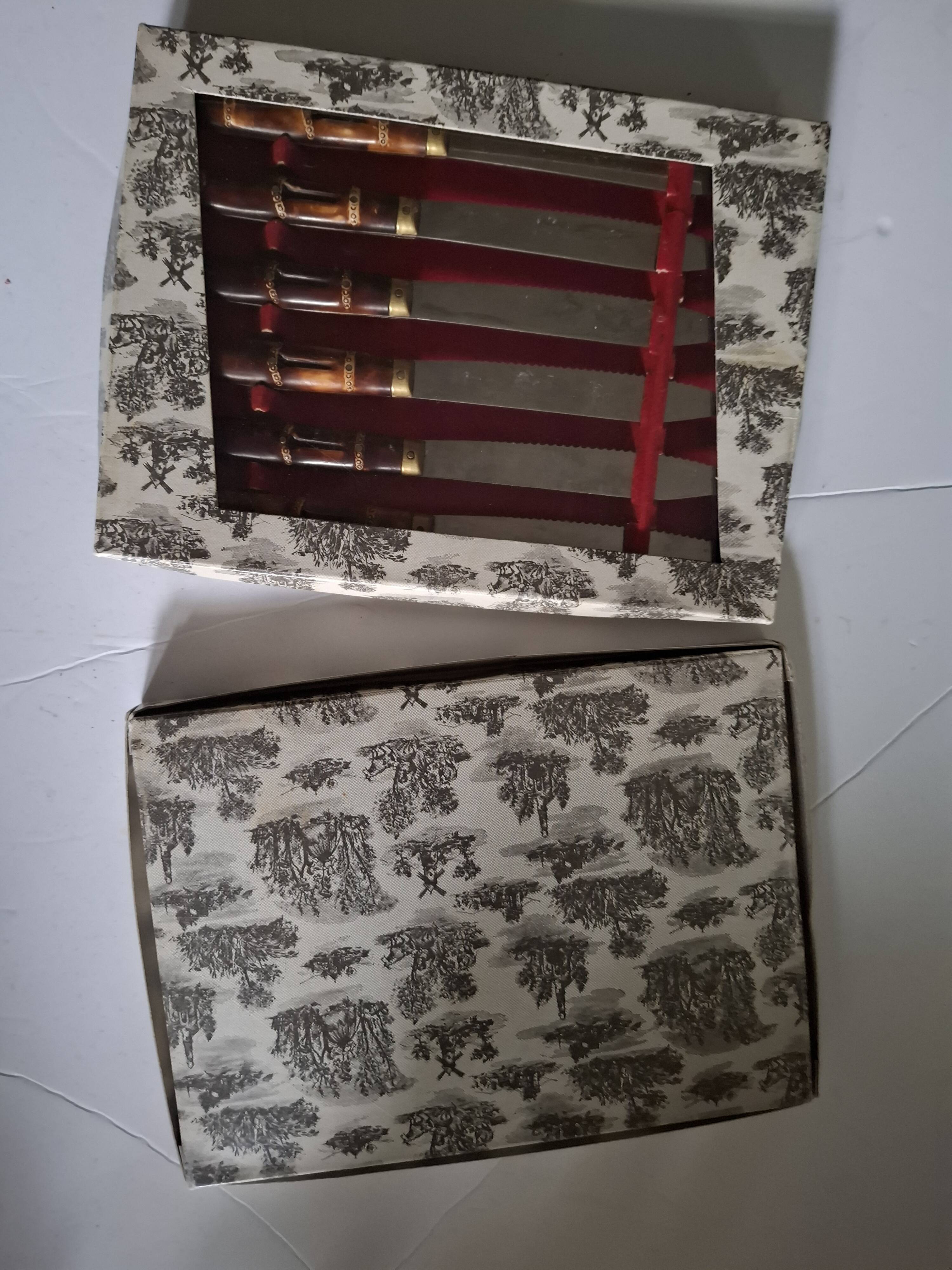 Vintage Bamboo Style Table Knives (2×6)