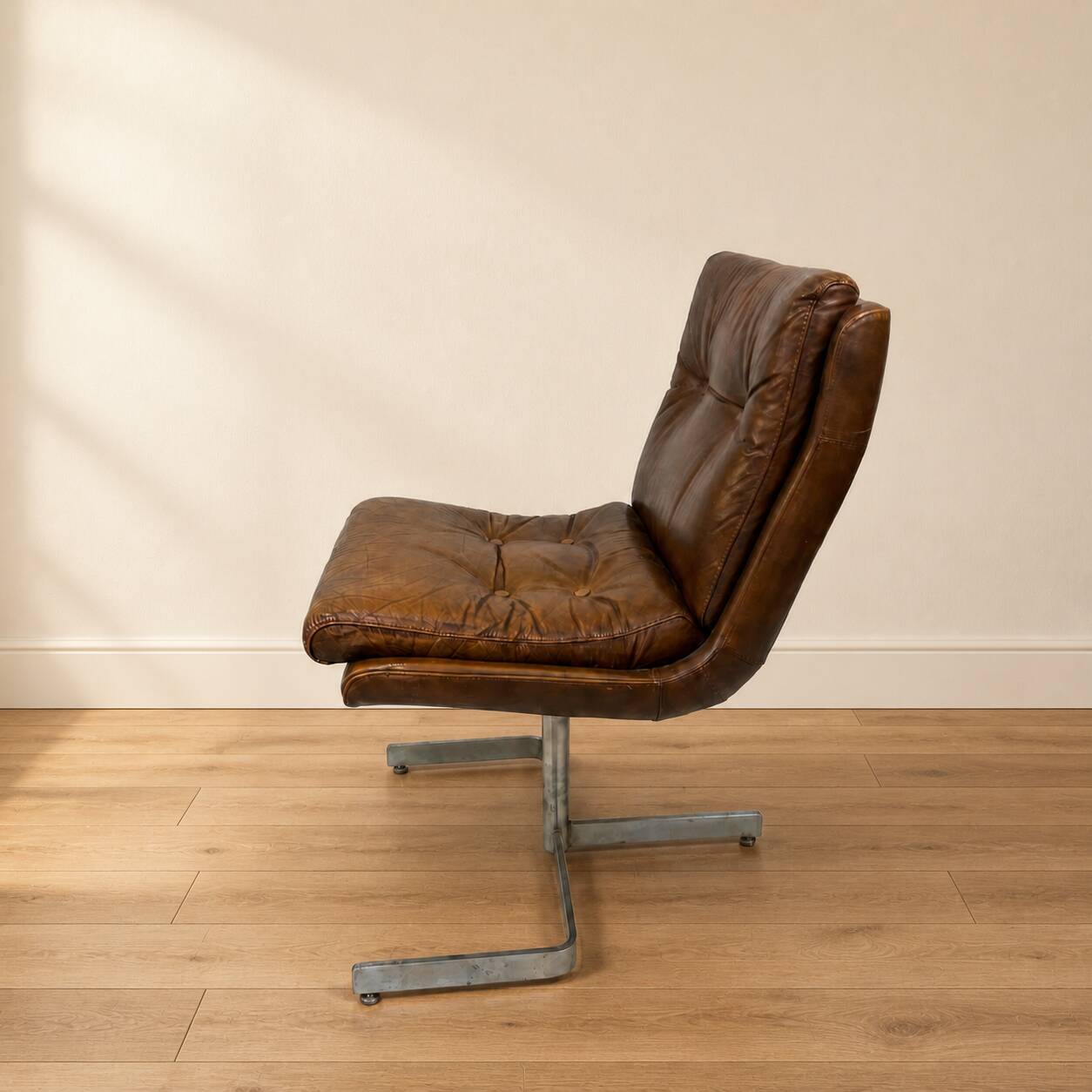 Chaise de bureau de Raphaël Raffel années 70
