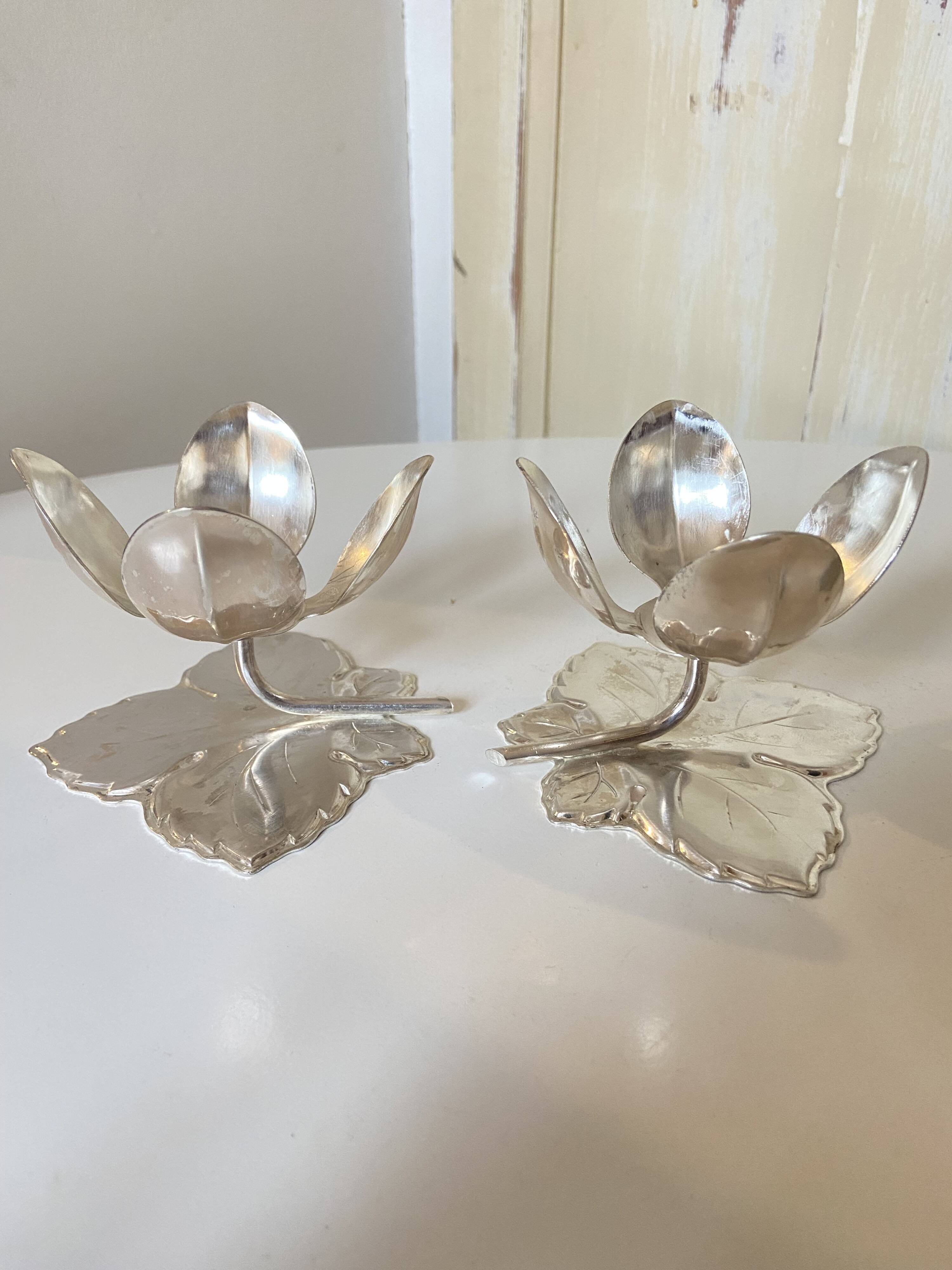 Set of 2 Silver Candle Holders - Tulip Shape on Vine Leaf