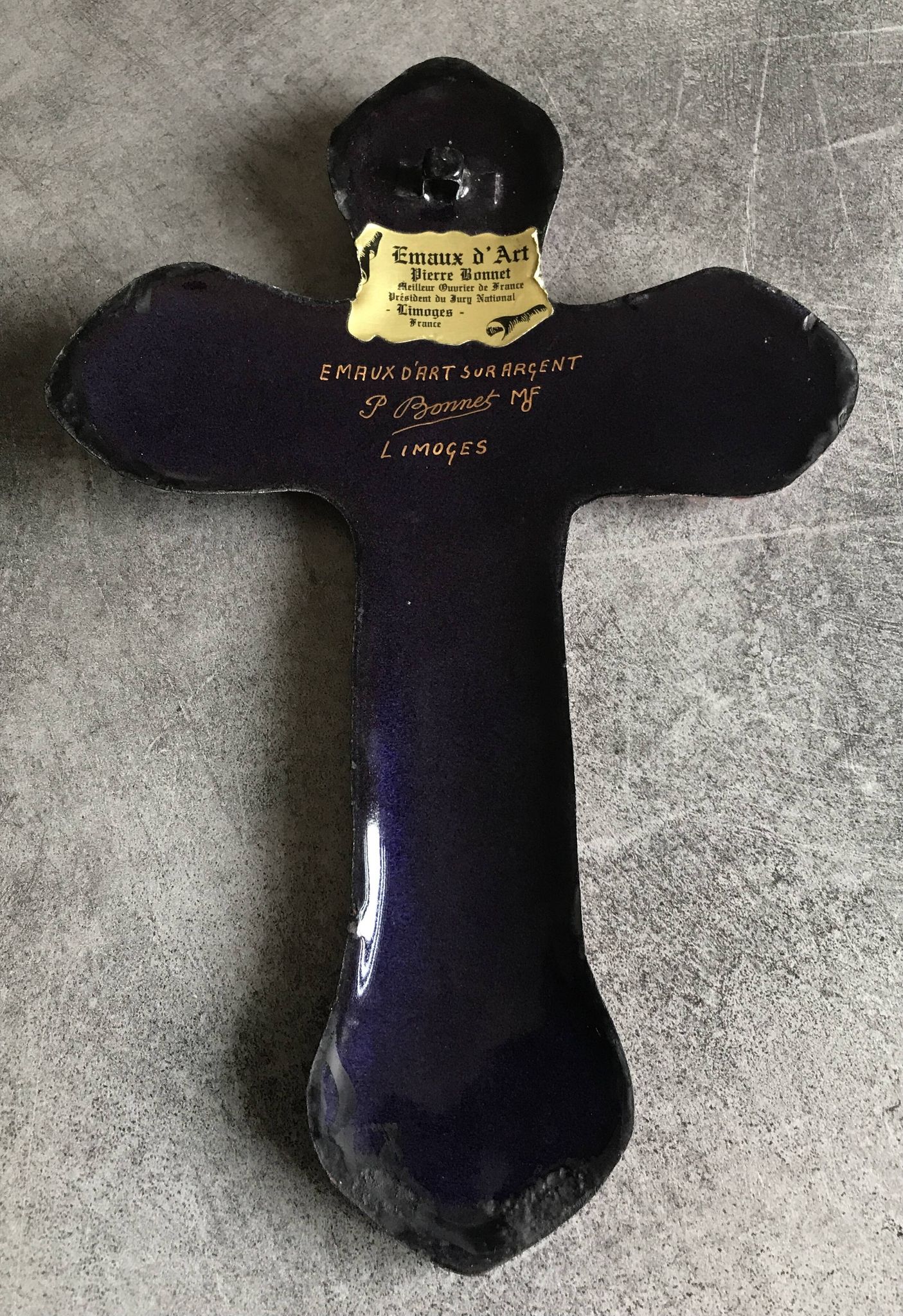 CROIX religieuse murale en émaux d’art sur argent signé P.BONNET, Limoges
