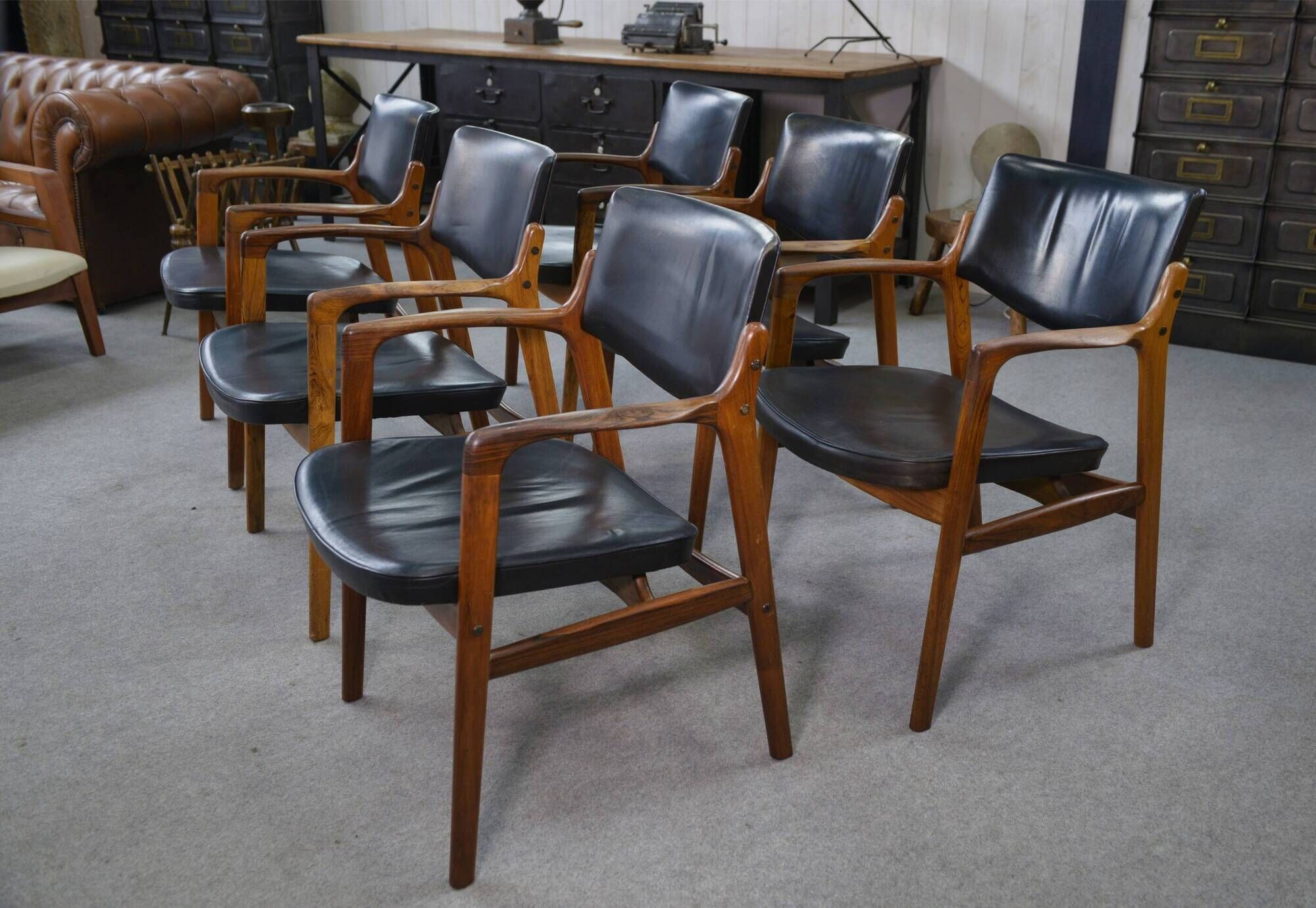Set of 6 Scandinavian armchairs in leather and rosewood by Gondo Gravesen for Atelier Bondo Gravesen Snedkerier 1960s.