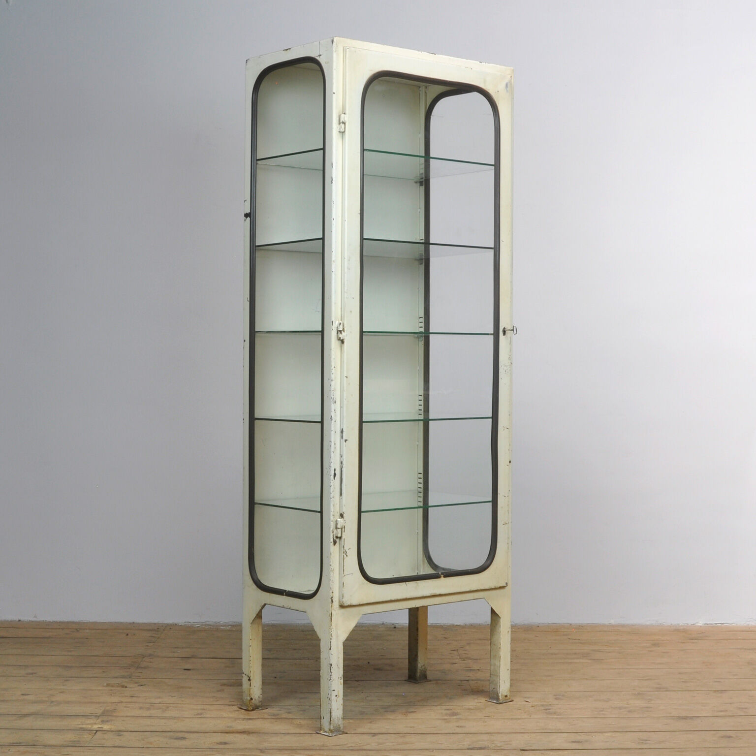 Vintage medical cabinet with five glass shelves, 1975