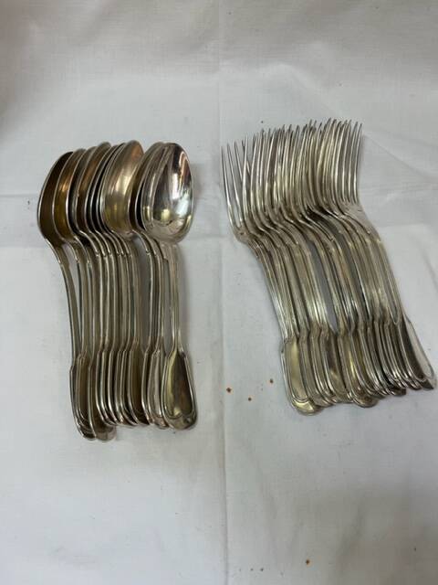 24 silver-plated cutlery forks and spoons