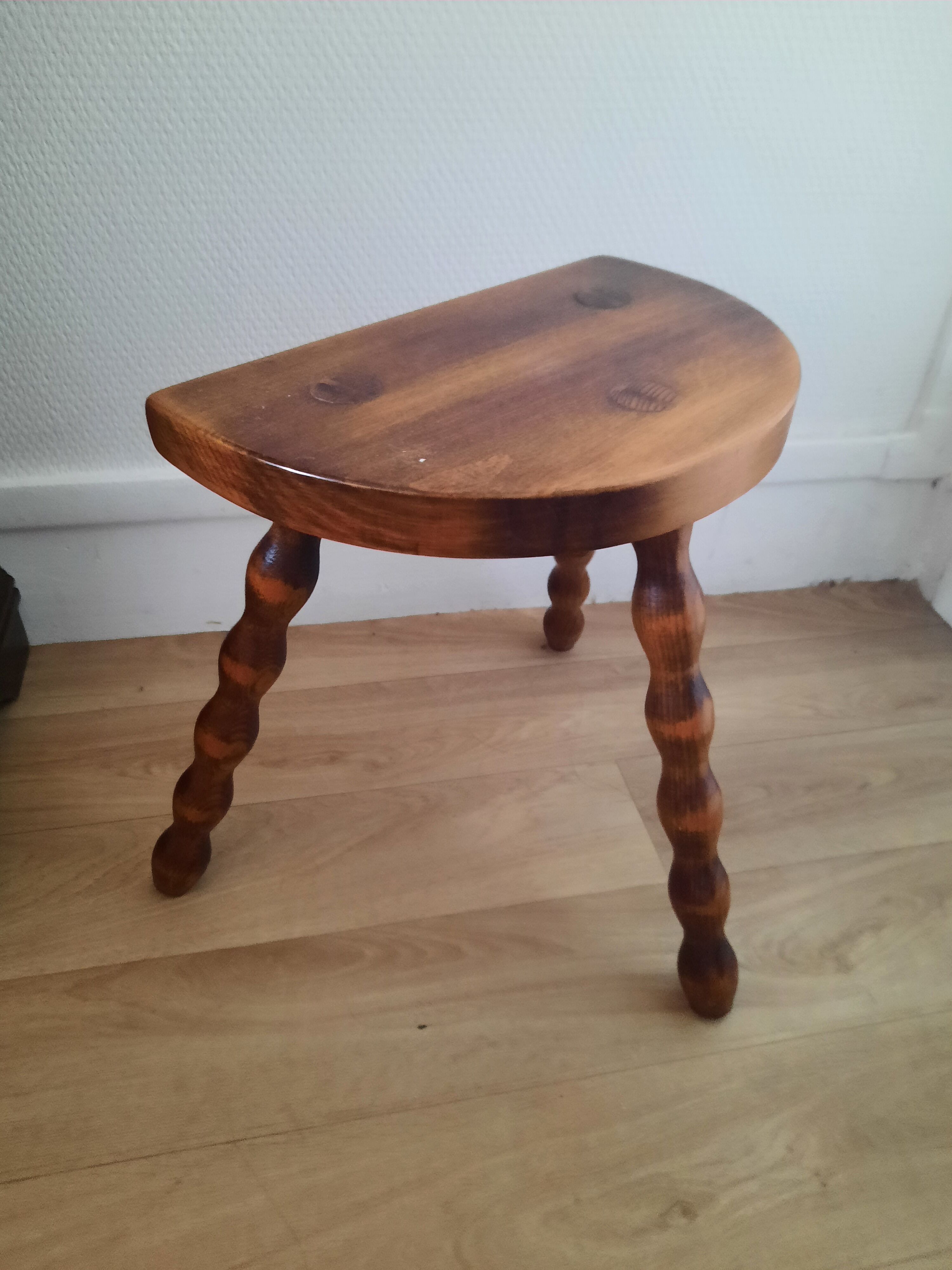 Vintage tripod stool