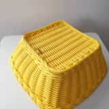 Yellow scoubidou basket