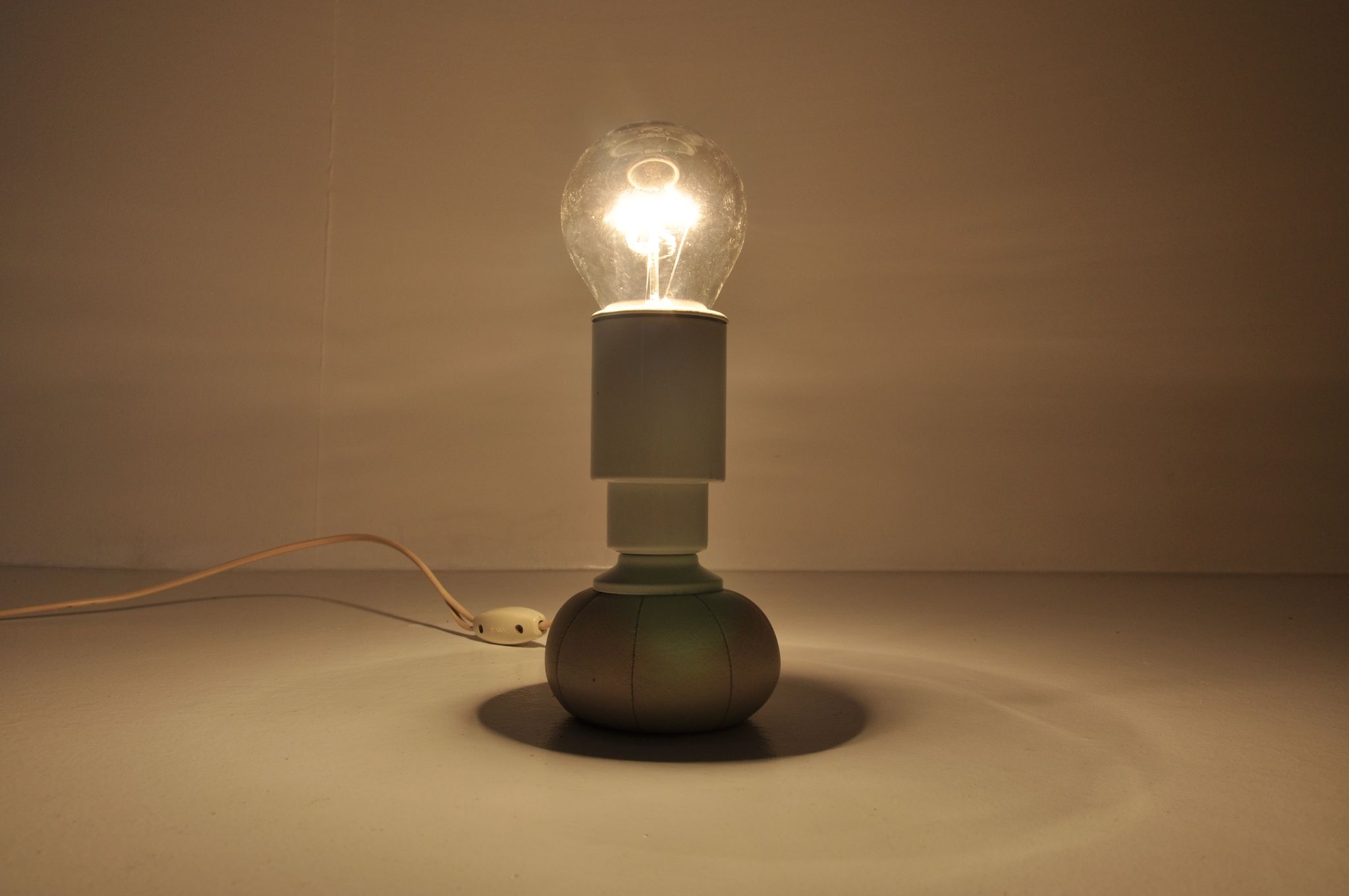 Lampe de table 600 de Gino Sarfatti pour Arteluce, 1960s