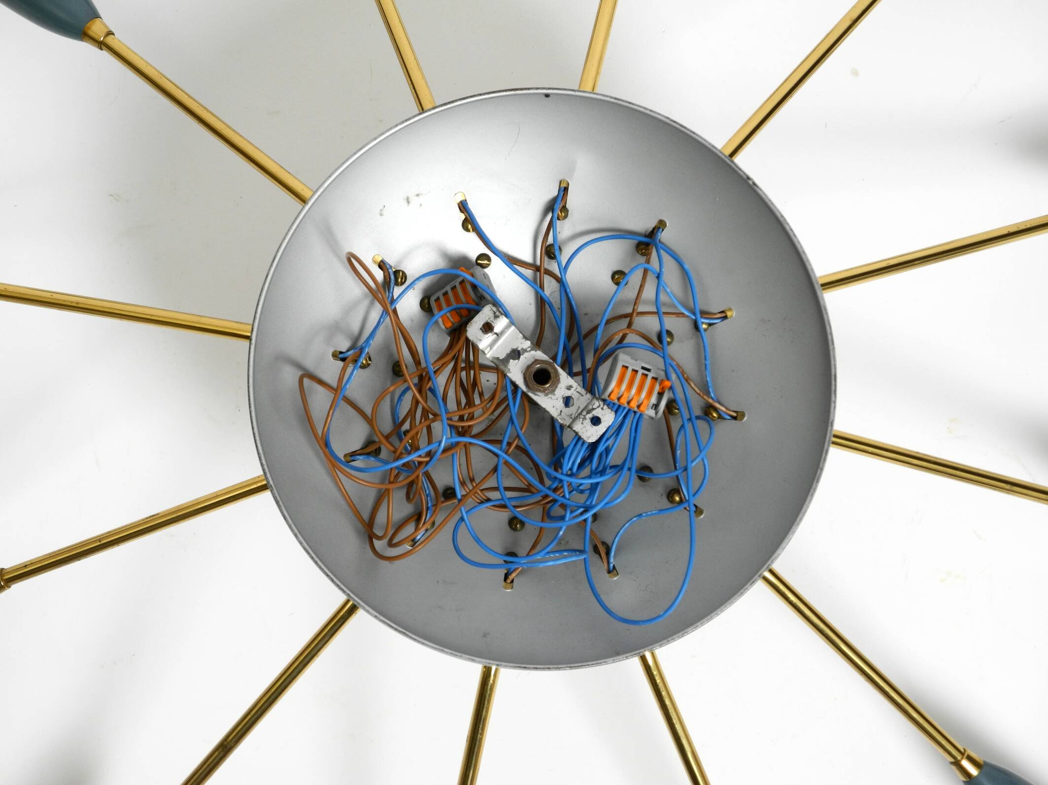 Very nice large 12-armed Mid Century Modern Brass Sputnik ceiling lamp