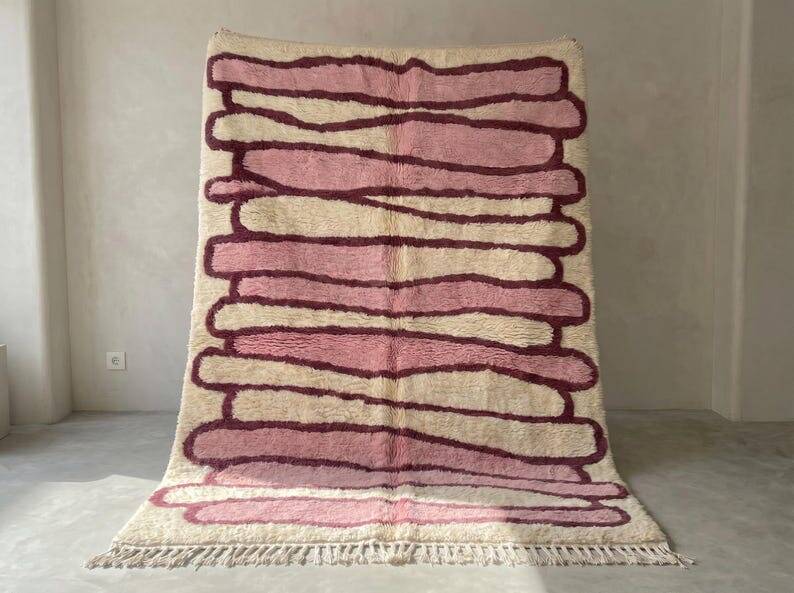 Handmade traditional Berber rug size 2-3 m