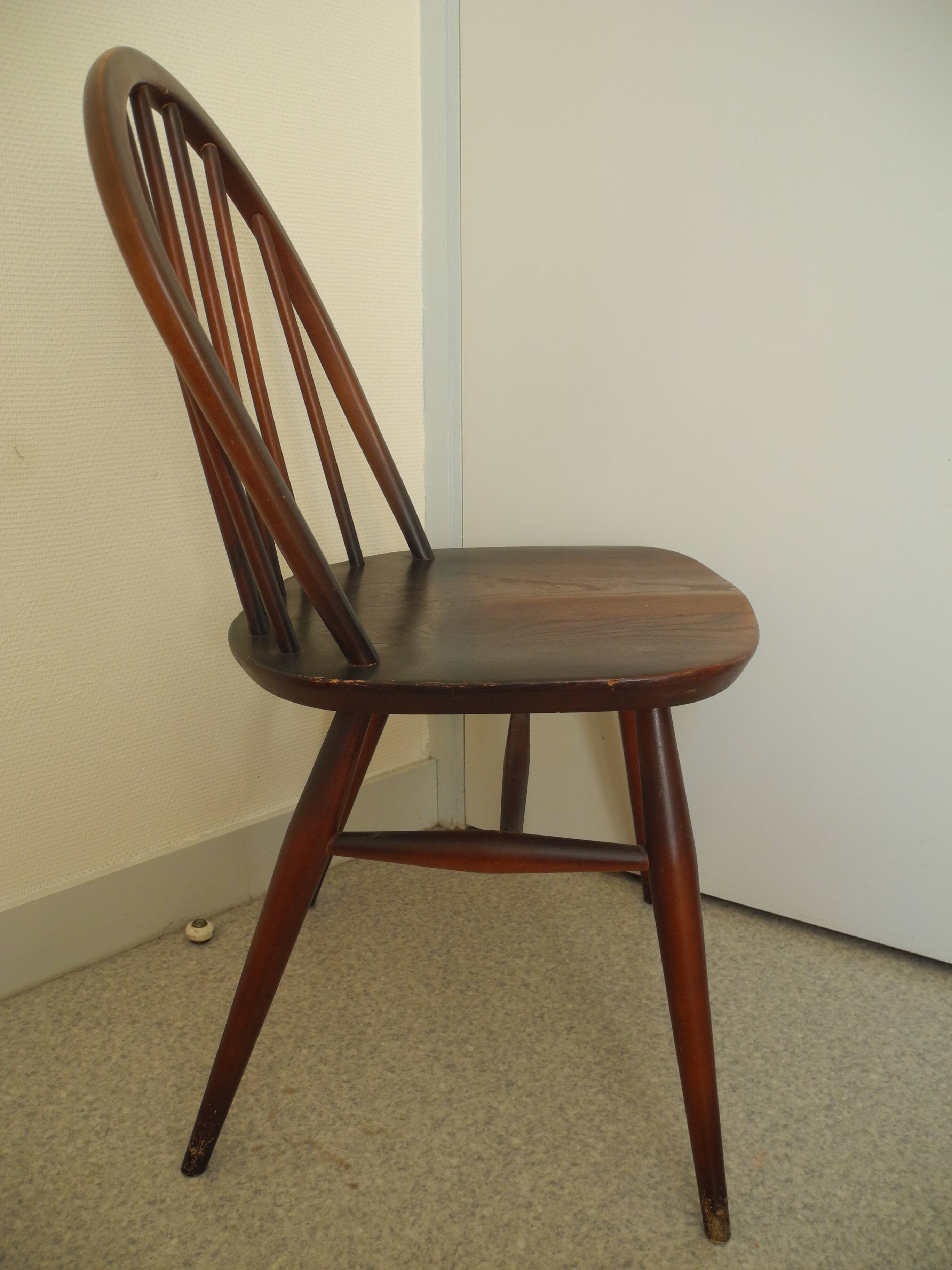 pair of Ercol Windsor BSHG 1960 2056 vintage decor dining chairs 60s