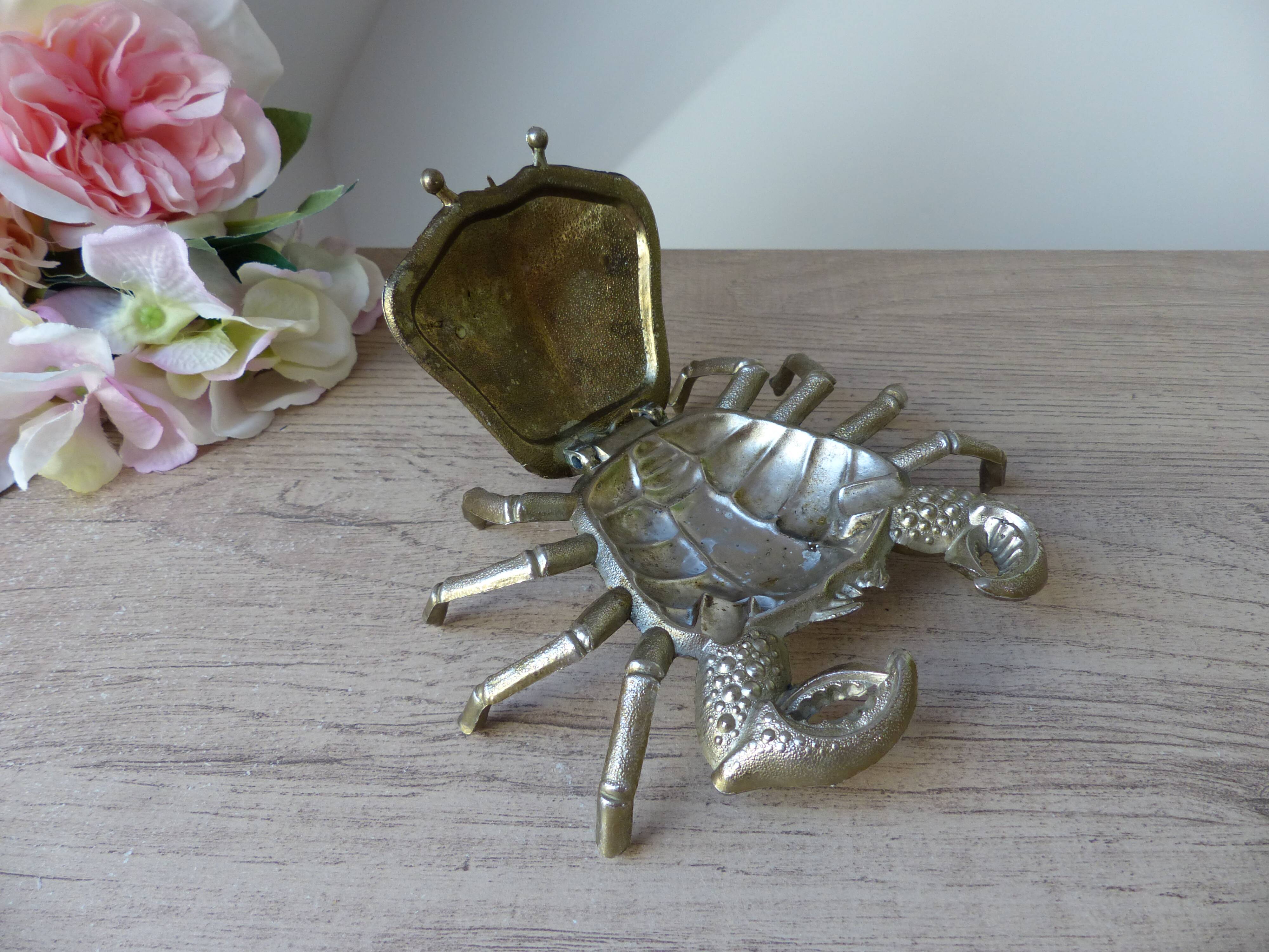 Old ashtray shape metal crab