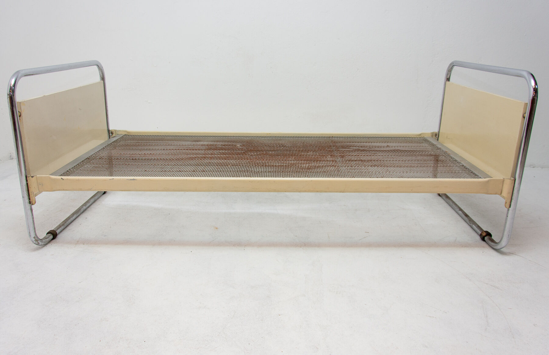 Tubular steel bed by Slezák, 1930´s, Czechoslovakia