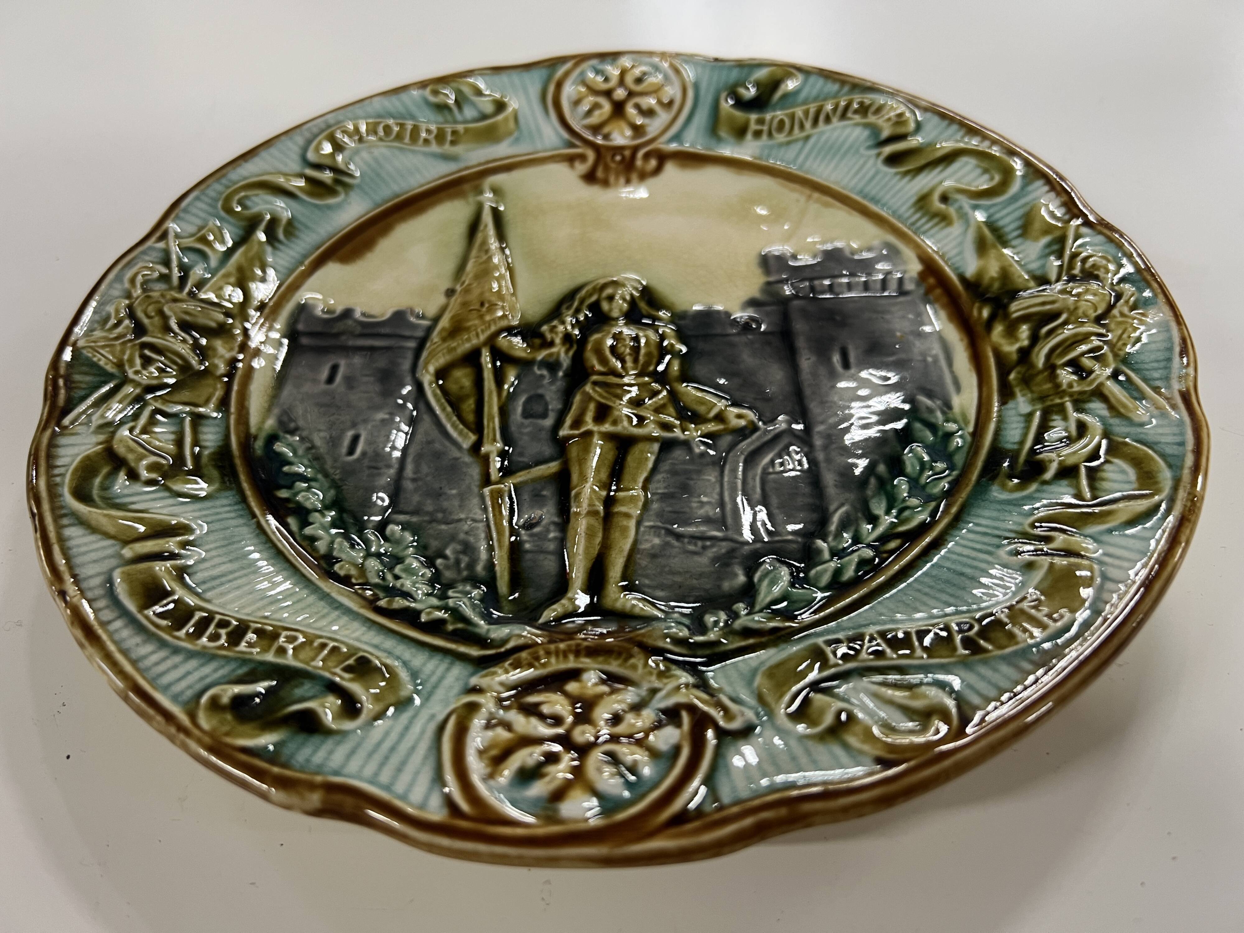 Decorative plate Barbotine Faience Joan of Arc