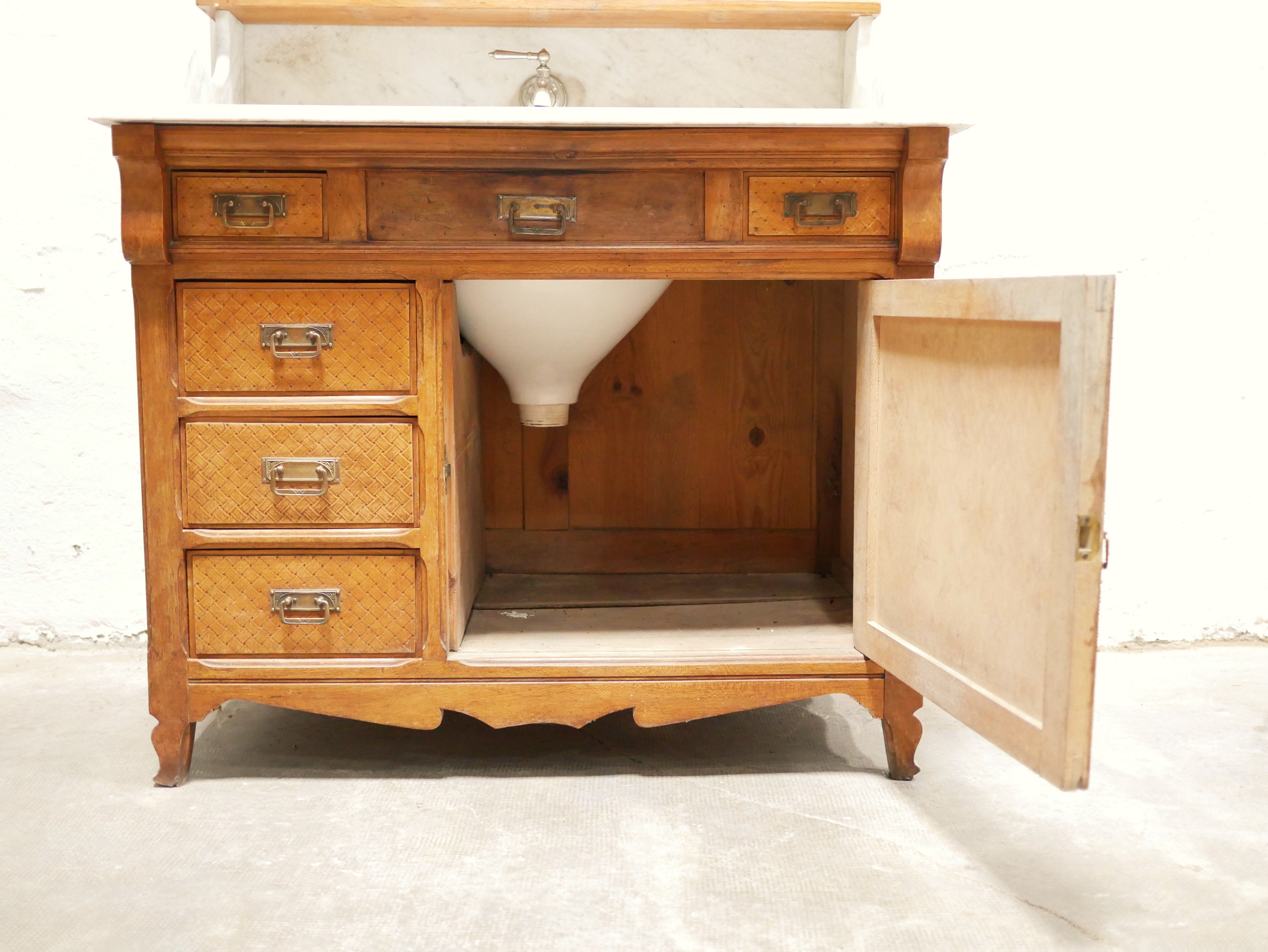 Antique washbasin cabinet in marble and wood