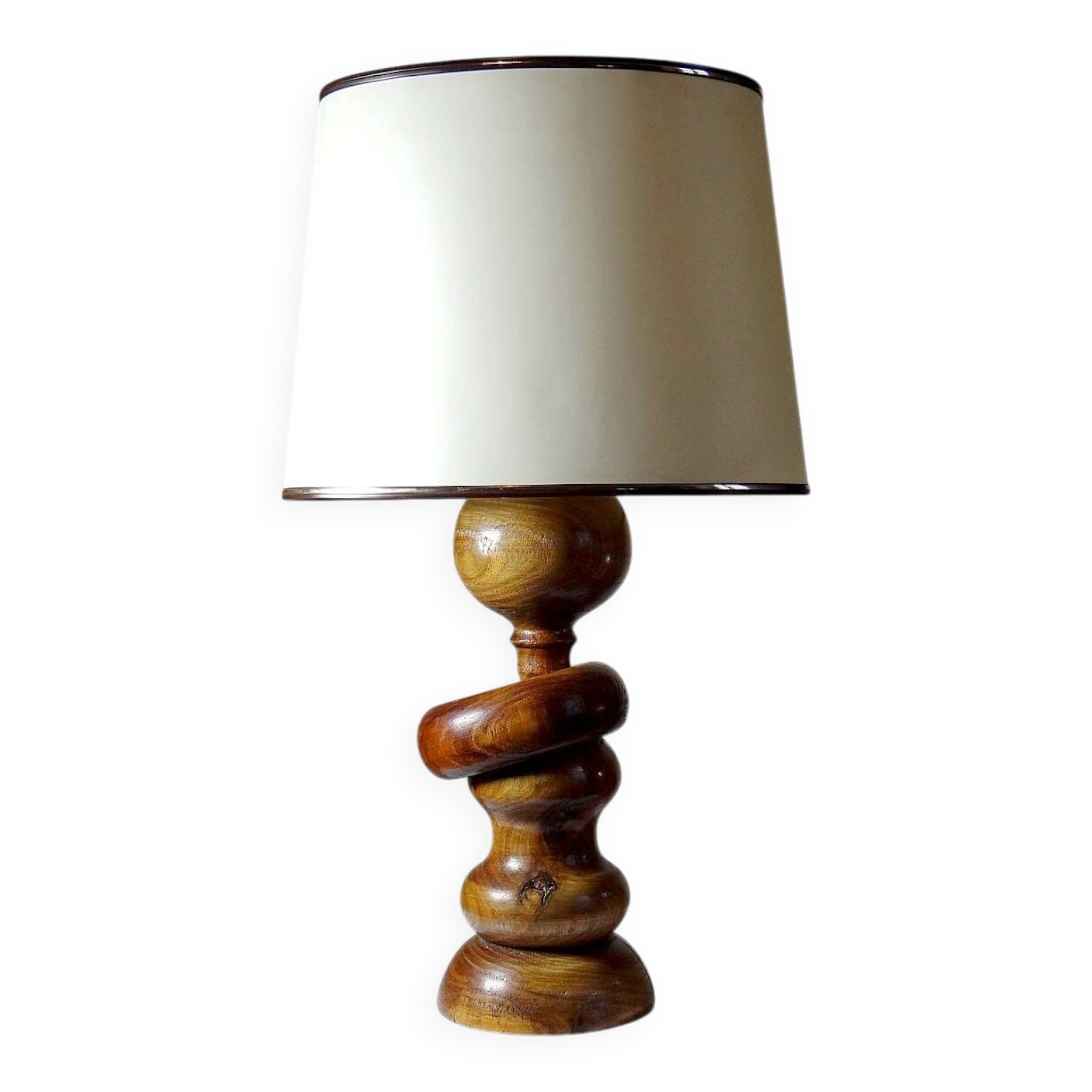 Impressive vintage Scandinavian style lamp designed with turned sculpted wood and a ring.