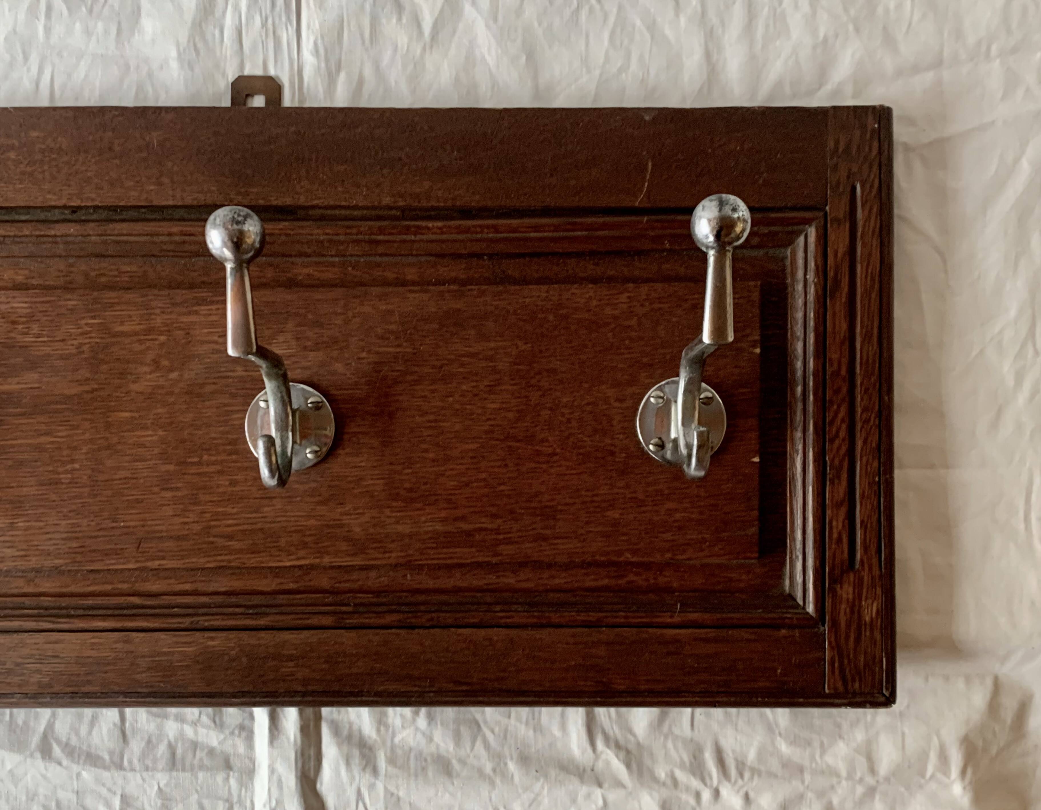 Art Deco wall-mounted coat rack in solid wood - 5 hooks