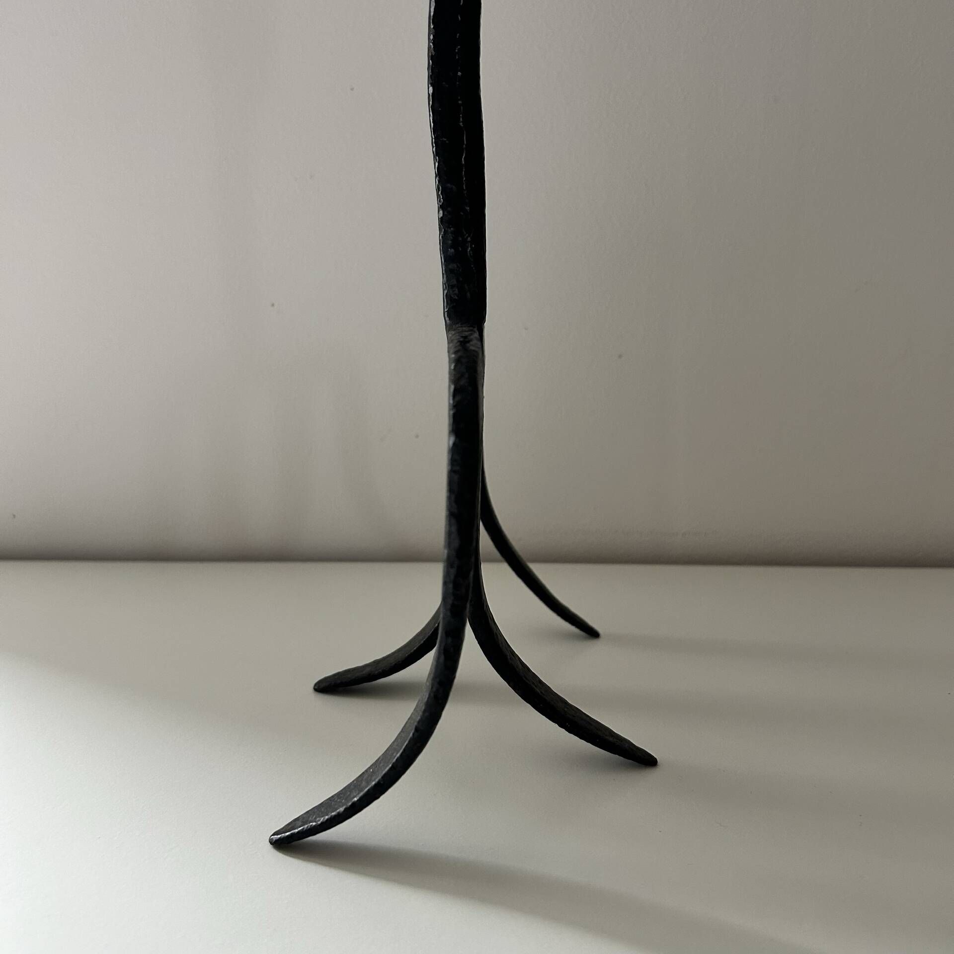 Brutalist sculpture lamp base