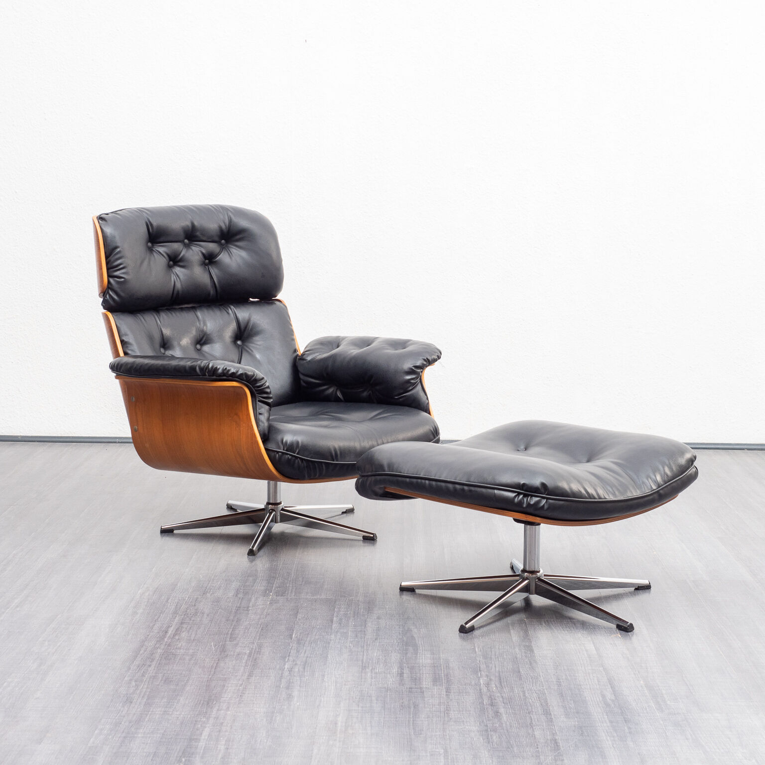 Lounge armchair years 60