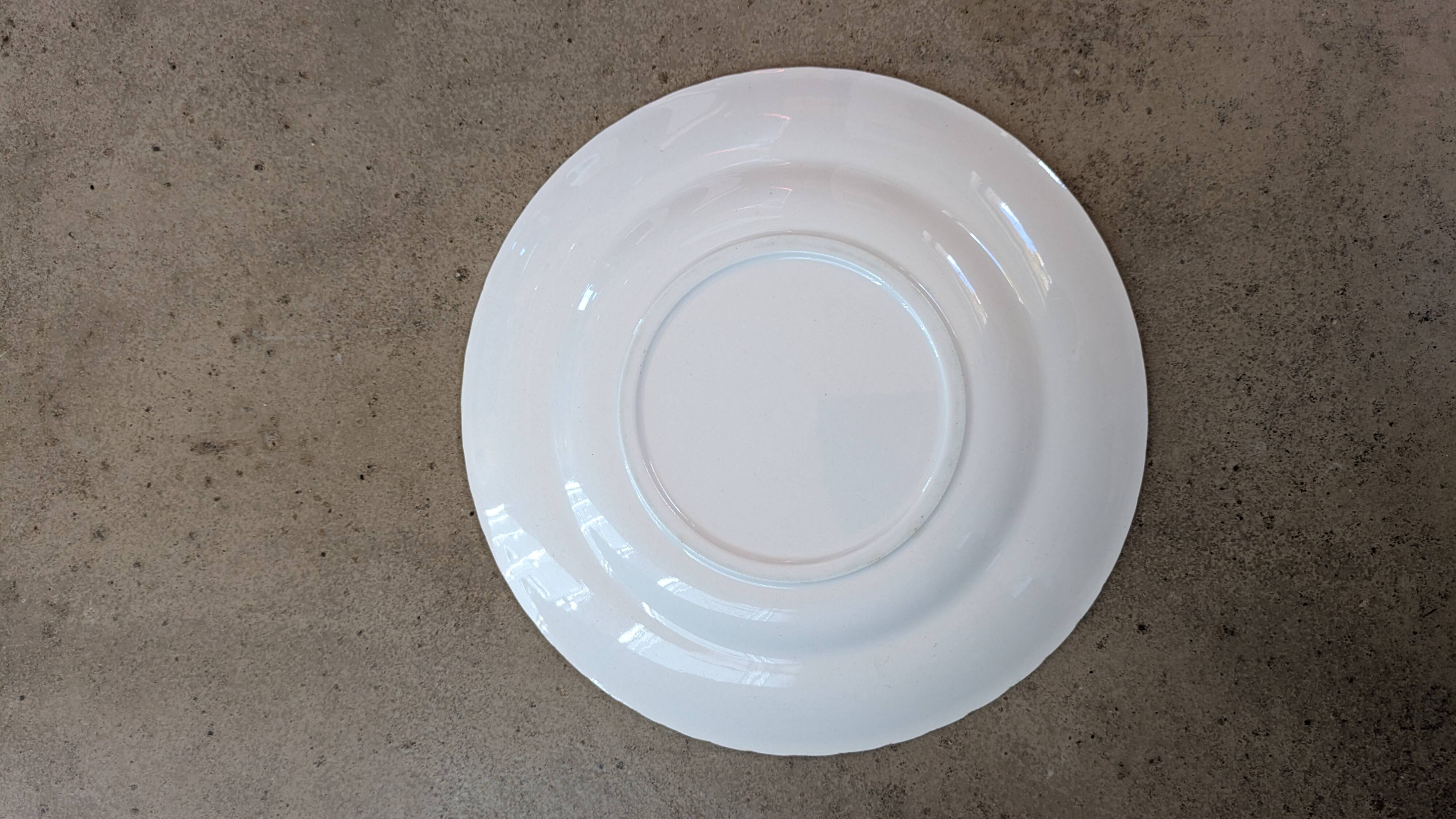 Set of 6 plates