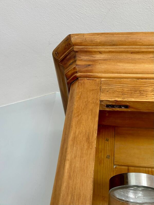 Buffet ancien à deux corps, vaisselier en chêne massif