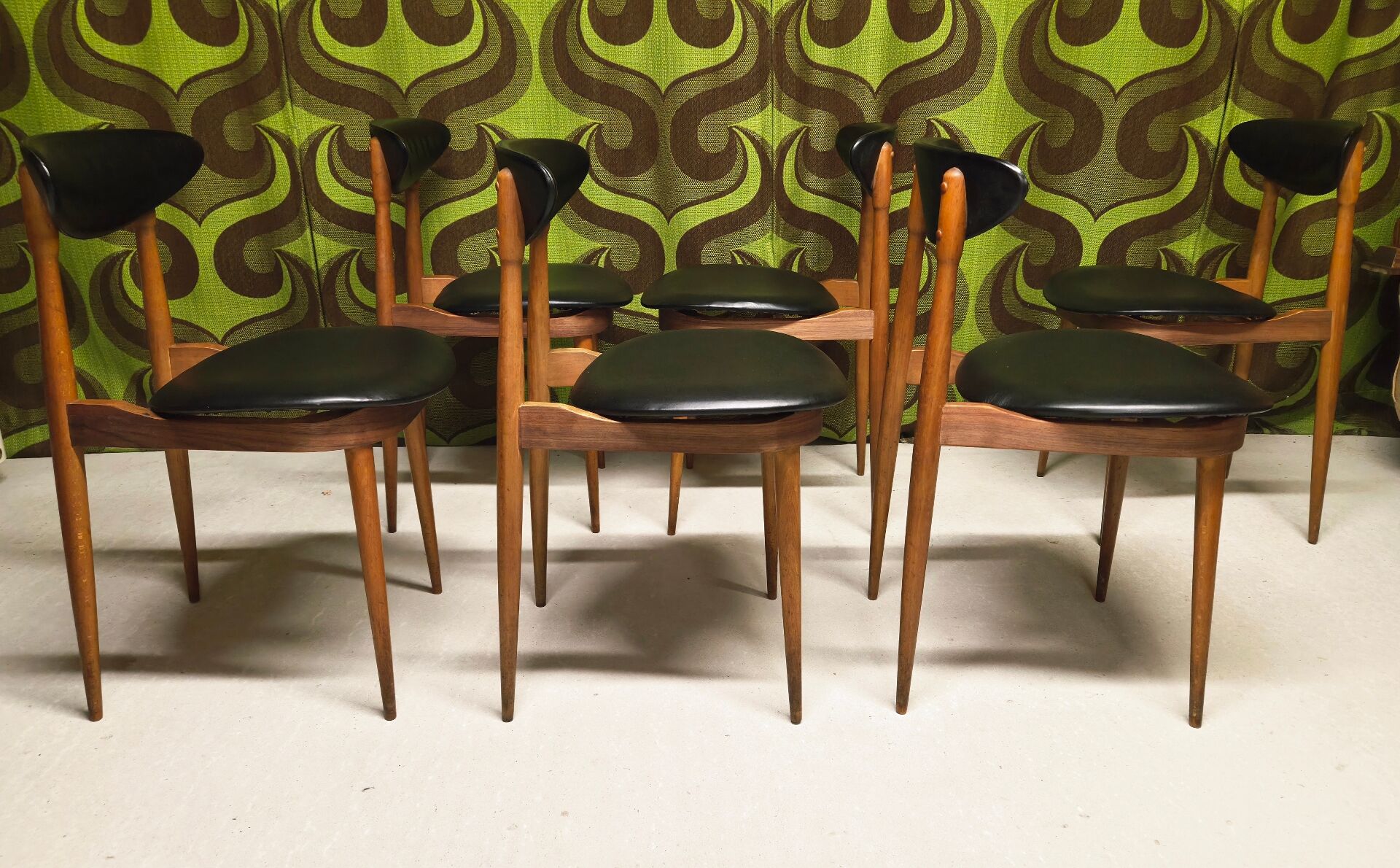 6 Vintage Unicorn Baumann Chairs 1960