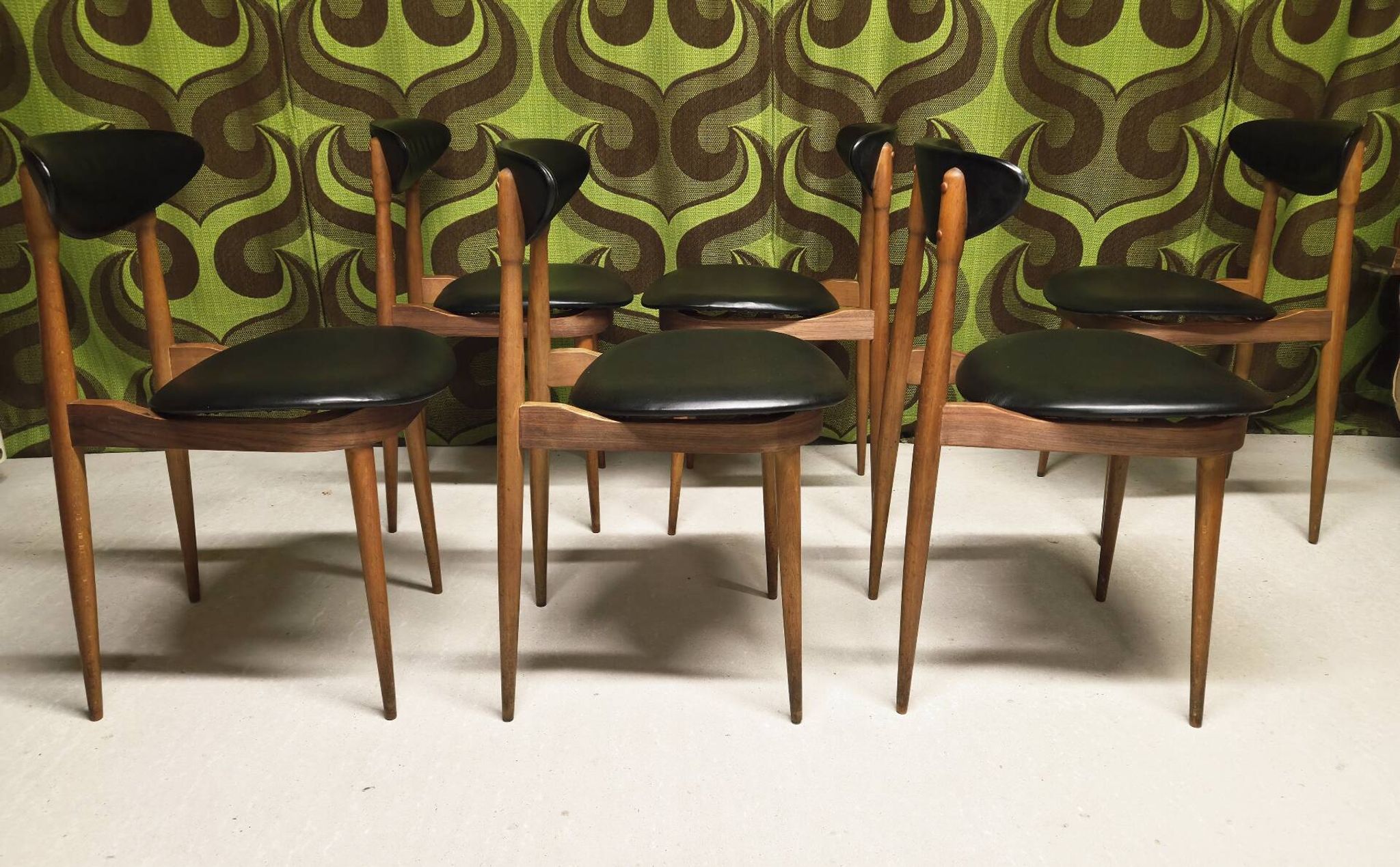 6 Vintage Unicorn Baumann Chairs 1960