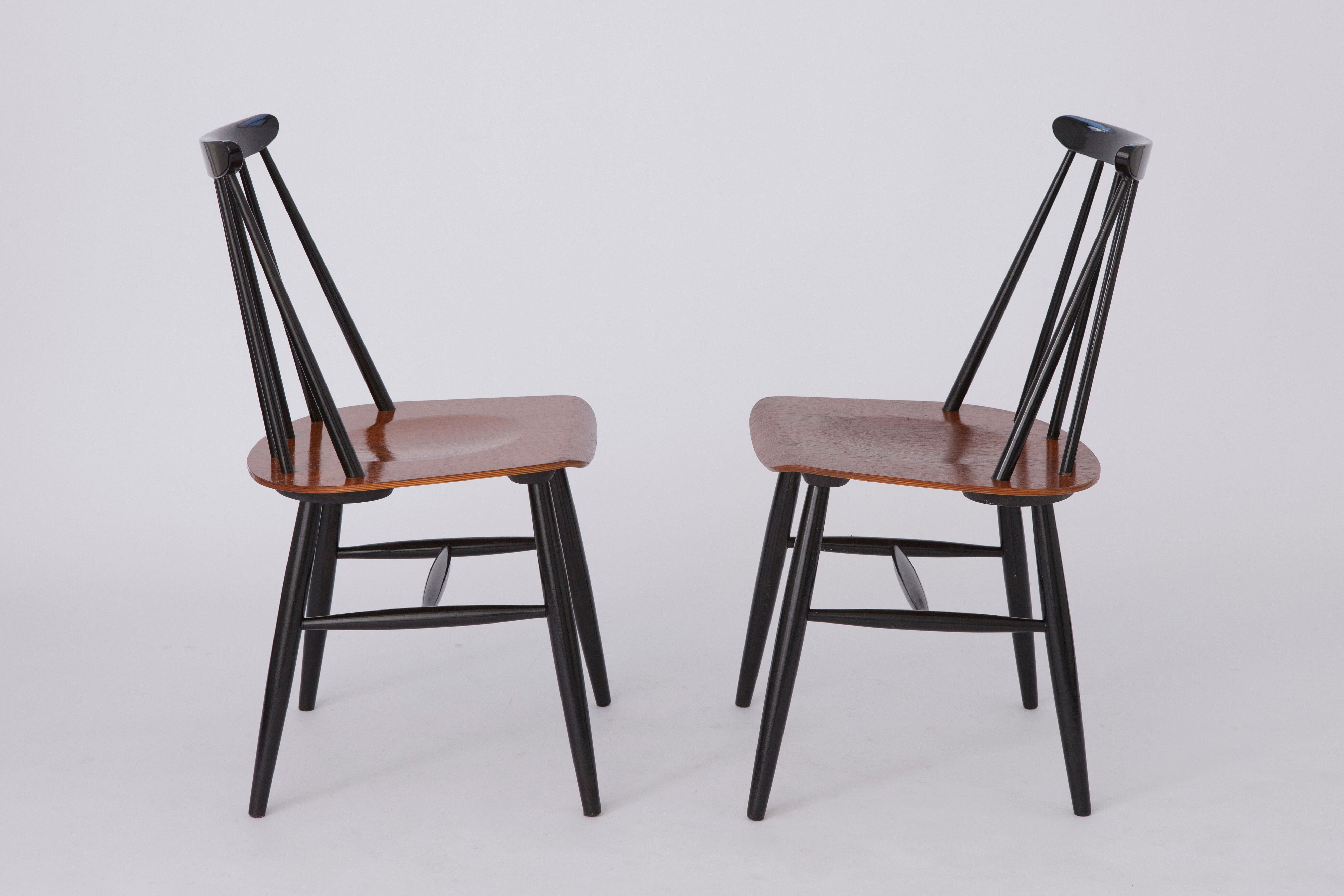 Pair Fanett chairs by Ilmari Tapiovaara 60/70
