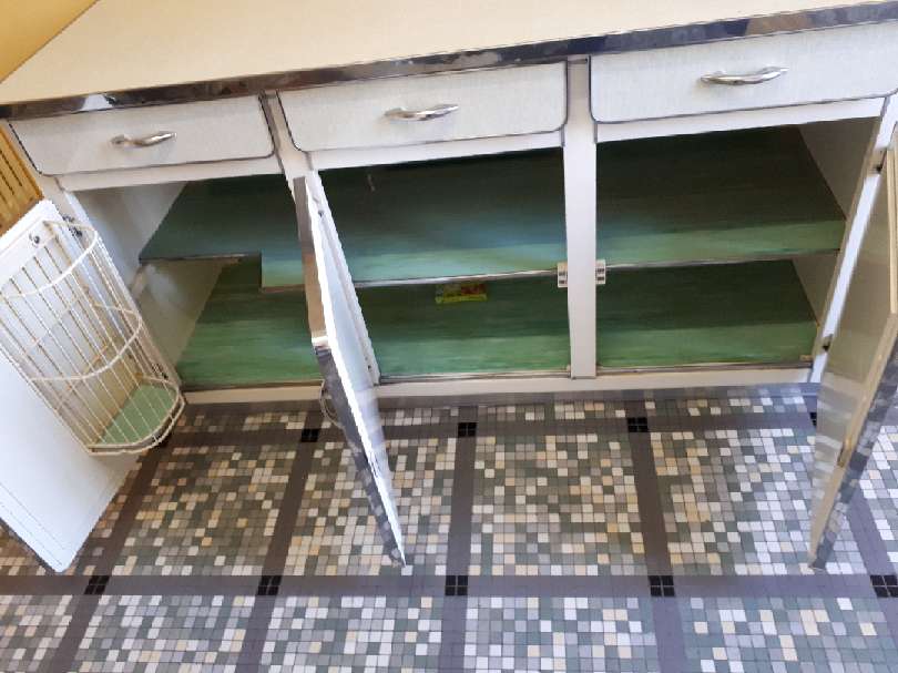 Buffet Pivoteau formica