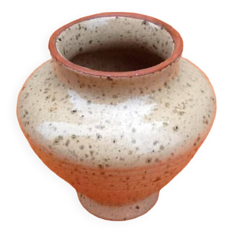 Glazed ceramic spinning top vase with speckled decor