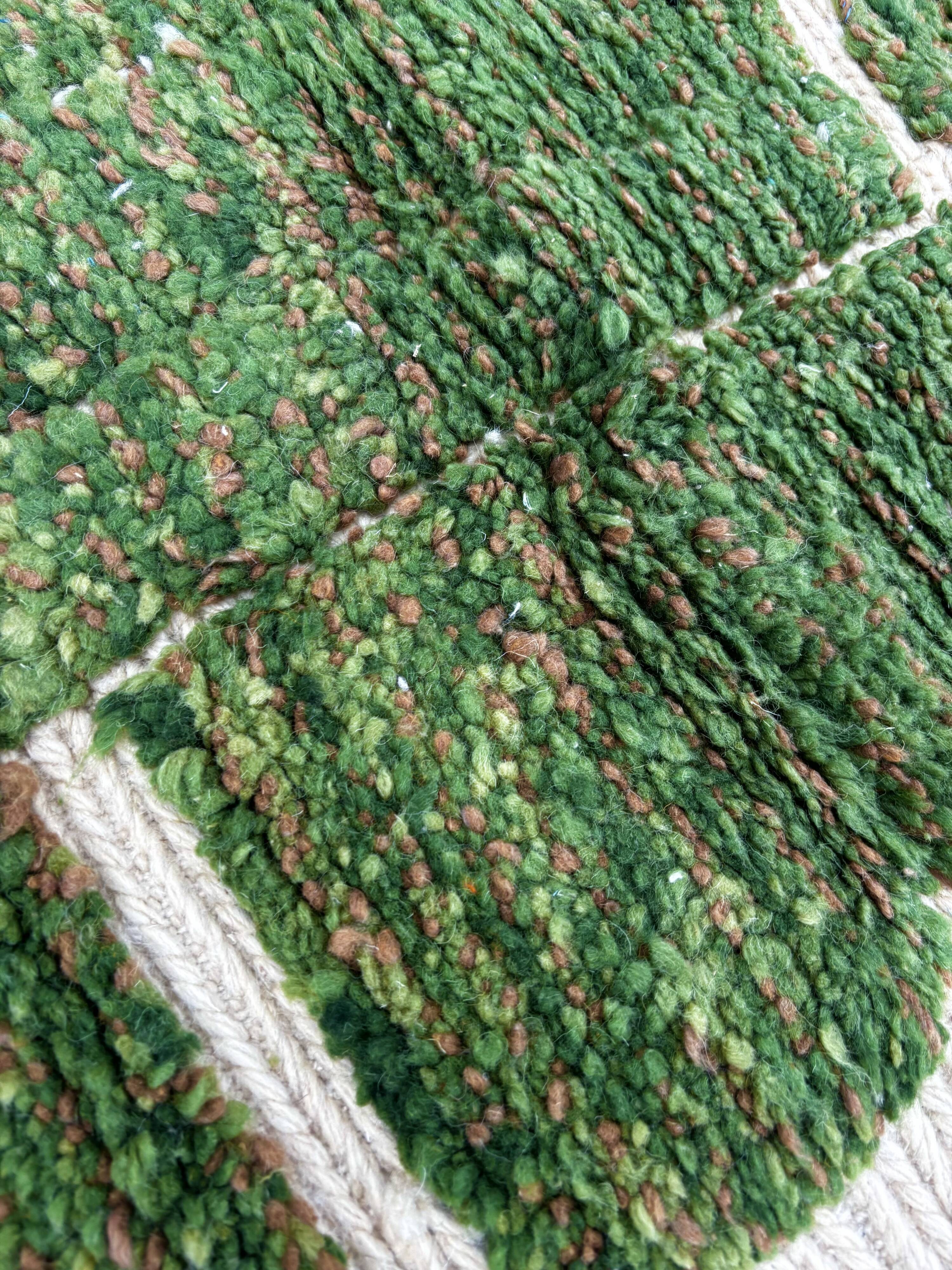 Tapis berbère marocain vert en laine – Tapis couloir artisanal design 80x37