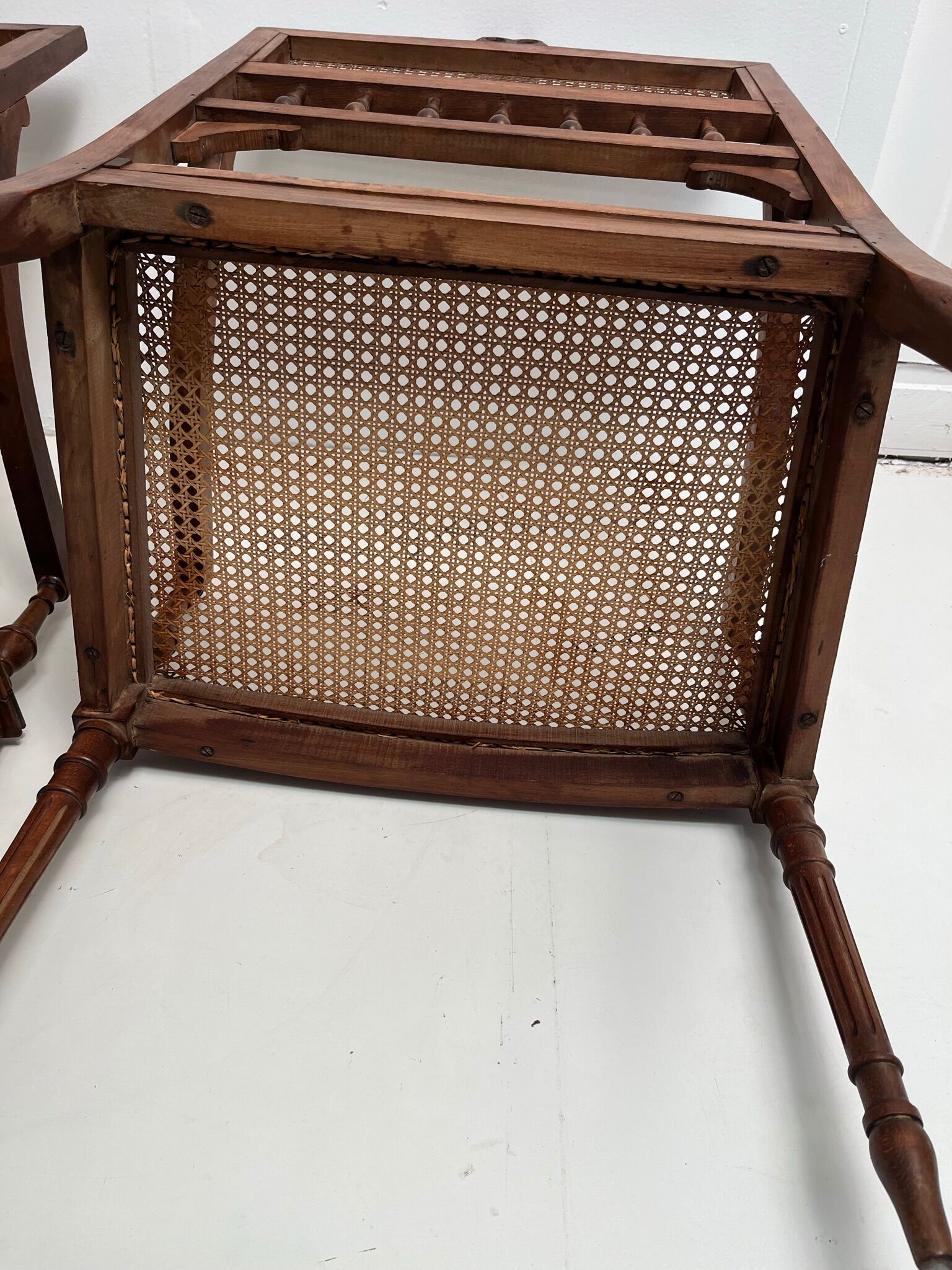 Paire de fauteuils cannés - Époque Louis XVI