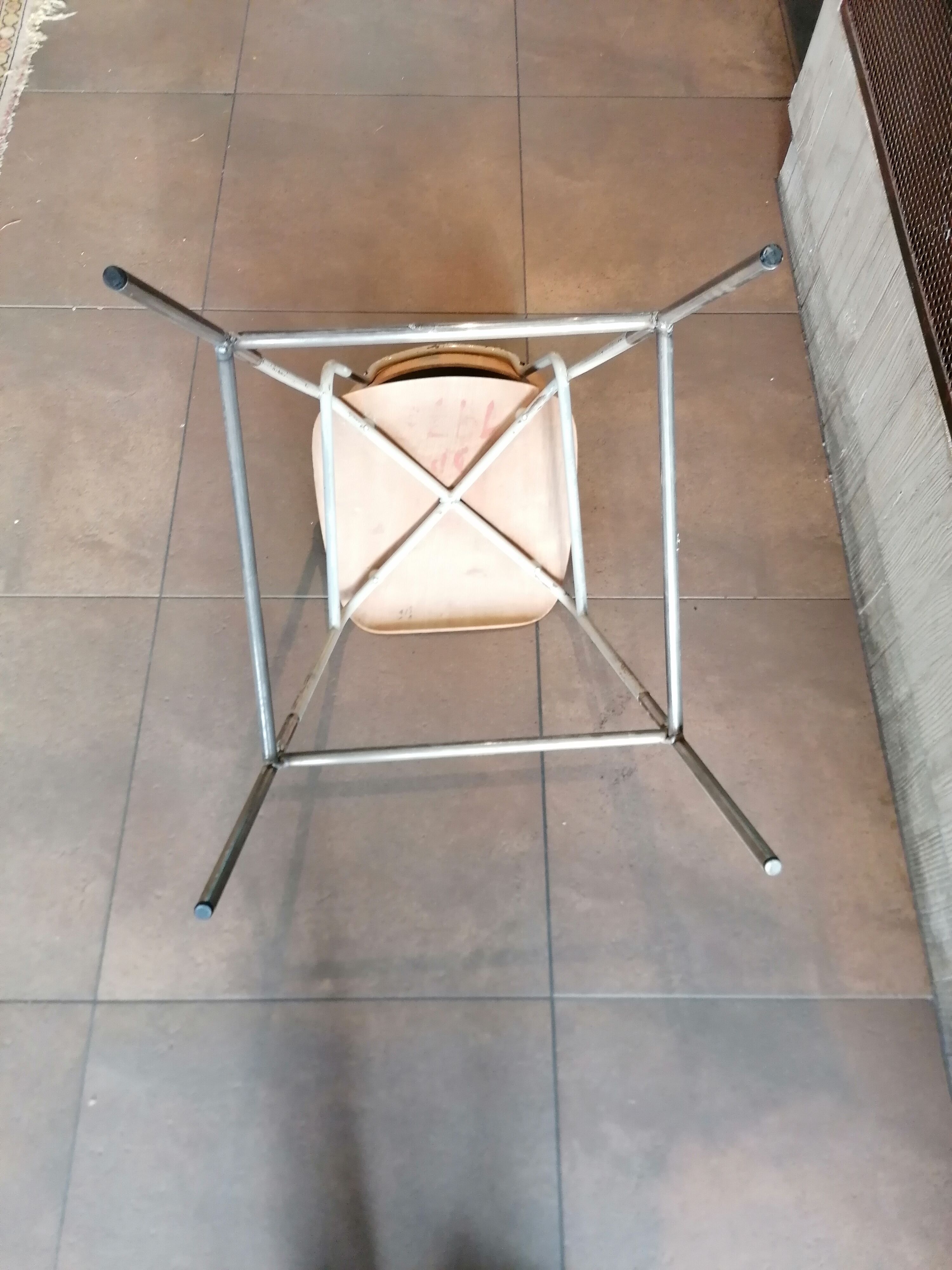 Set of 4 bar stools