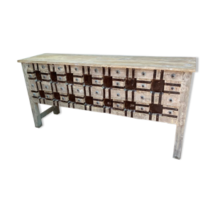 Console en bois sculpté