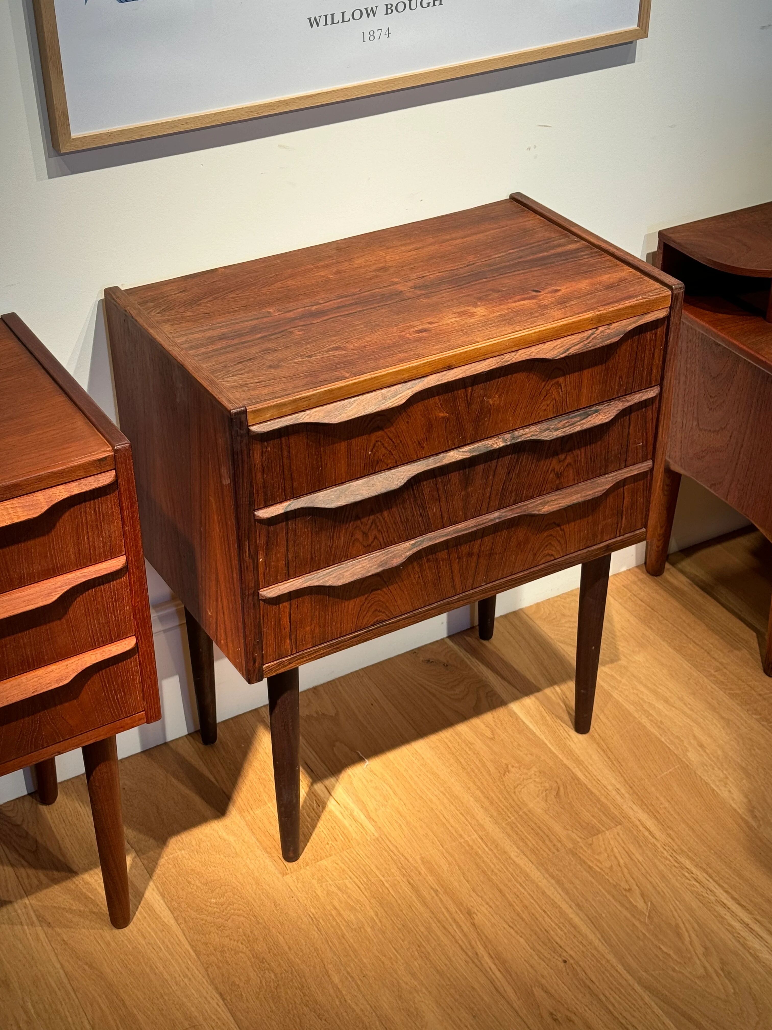 Paire de chevets scandinaves vintage