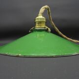 Industrial hanging lamp in enamelled sheet metal