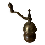 Pepper mill