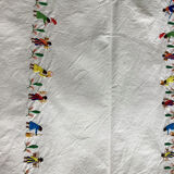 Hand-embroidered tablecloth Malagasy crafts