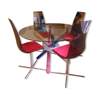 Table en verre designer italien pieds verre coloré avec 4 chaises
