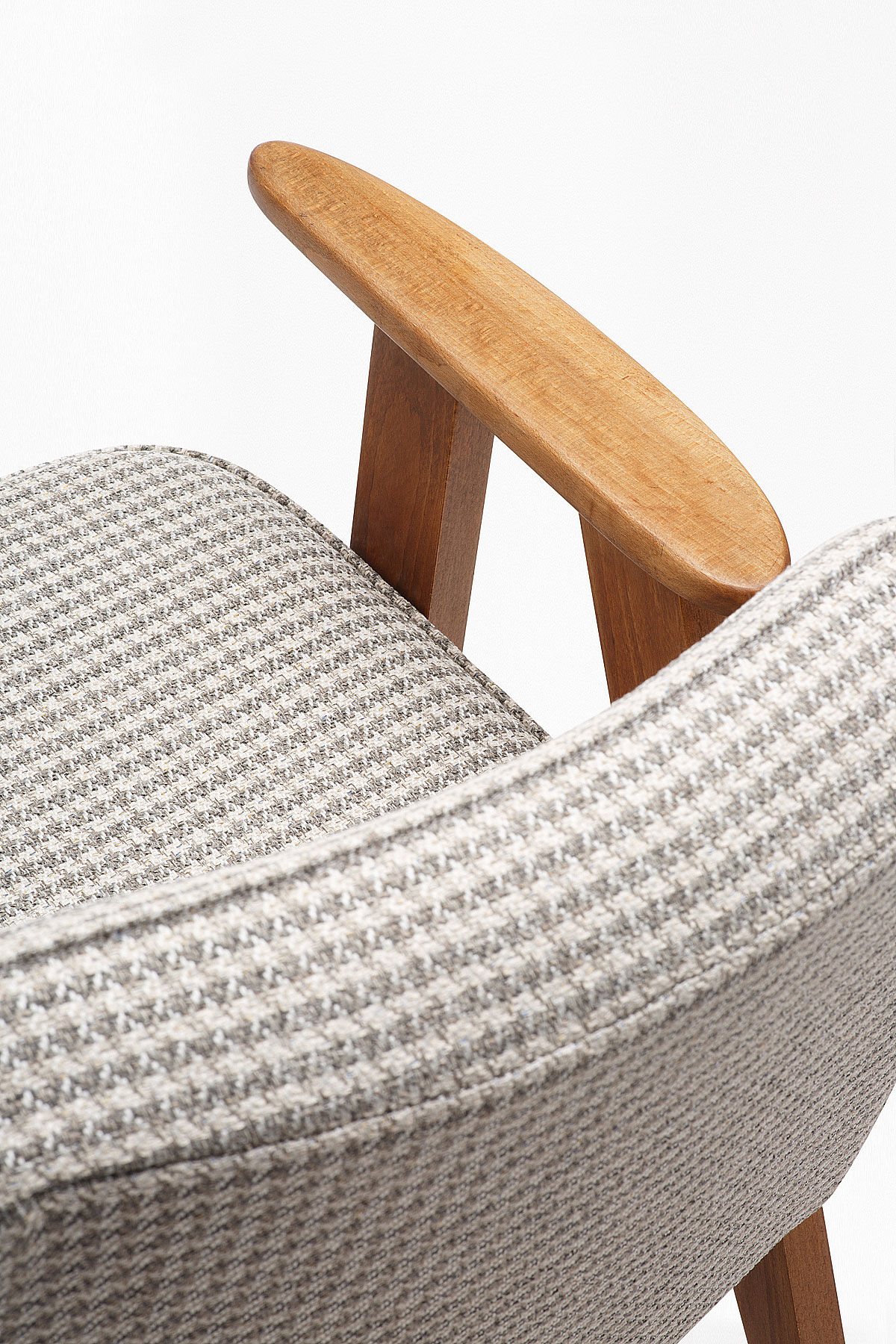 Pair of 366 armchairs