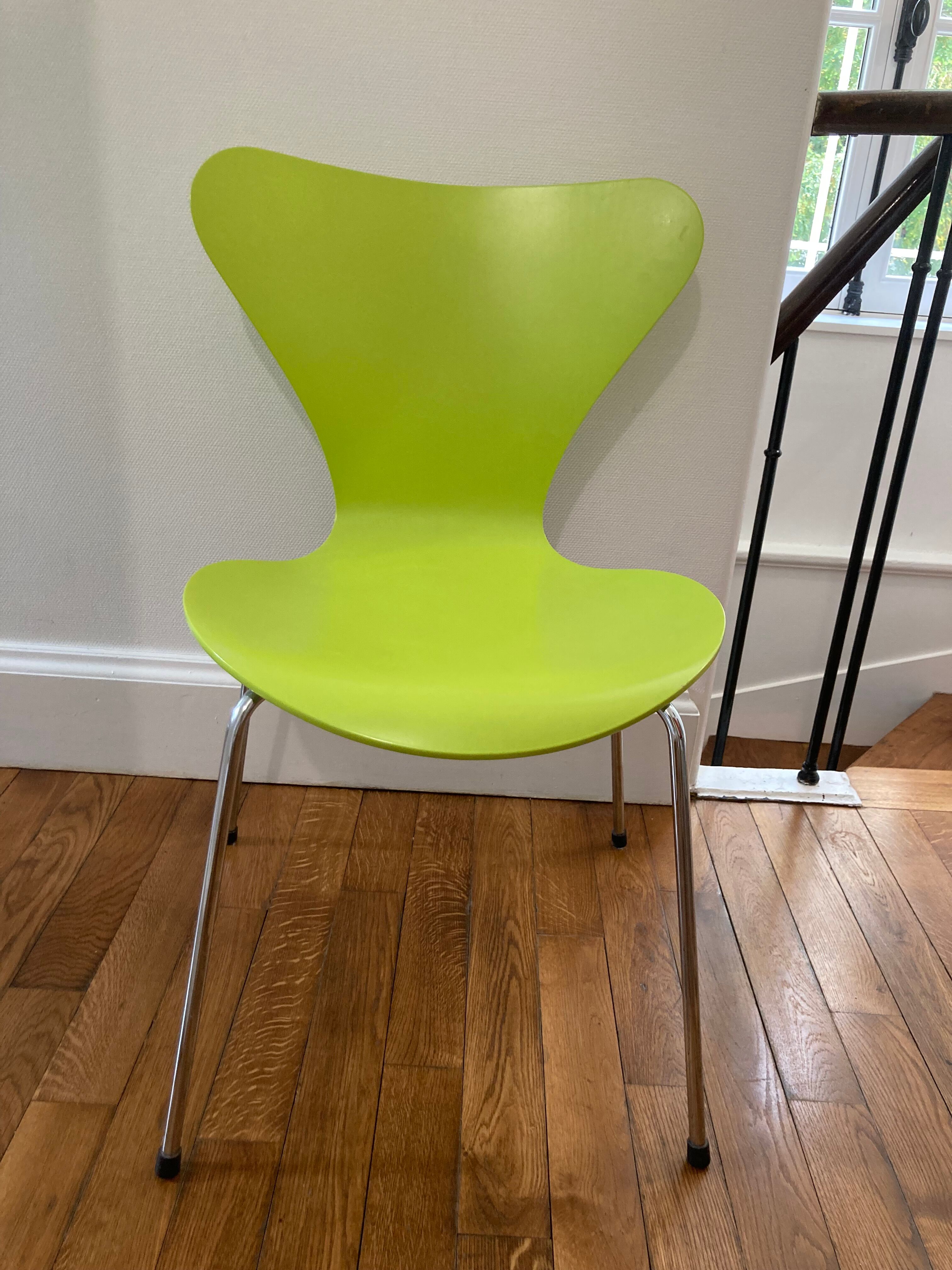Chair Fritz Hansen / Arne Jacobsen series 7