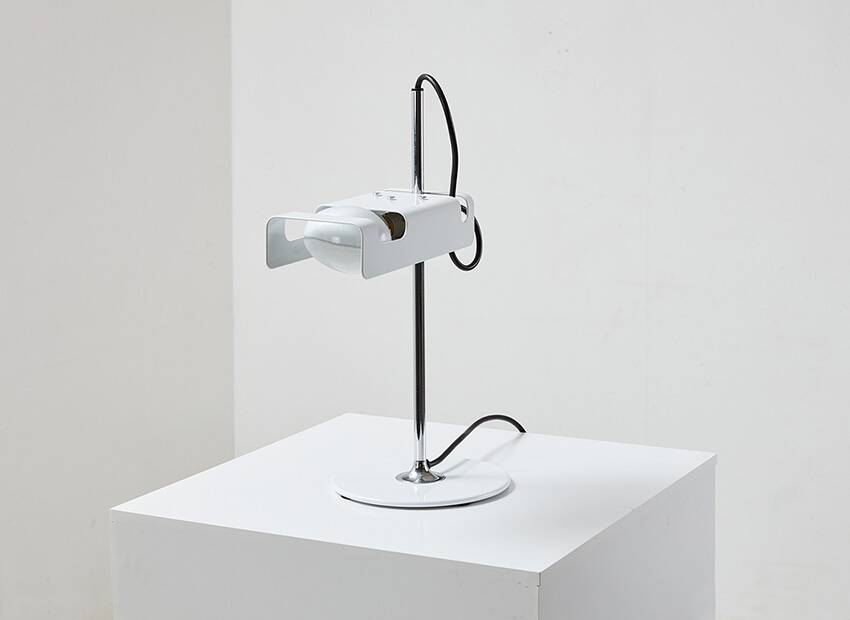 Lampe de table Spider Joe Colombo pour Oluce Italie 1965