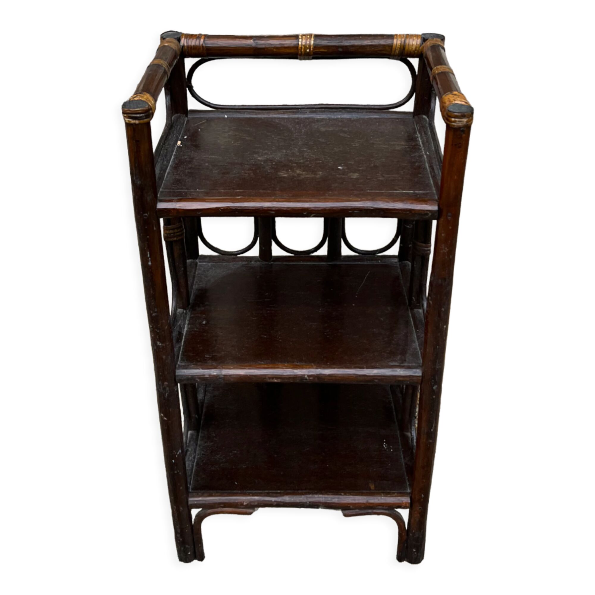 Rattan shelf