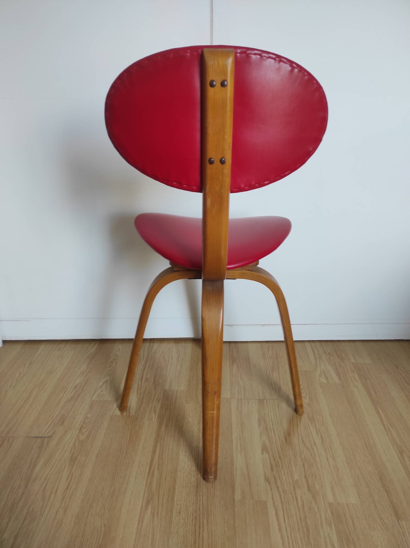 Vintage Bow-Wood chair by Steiner - red seat and dark wood