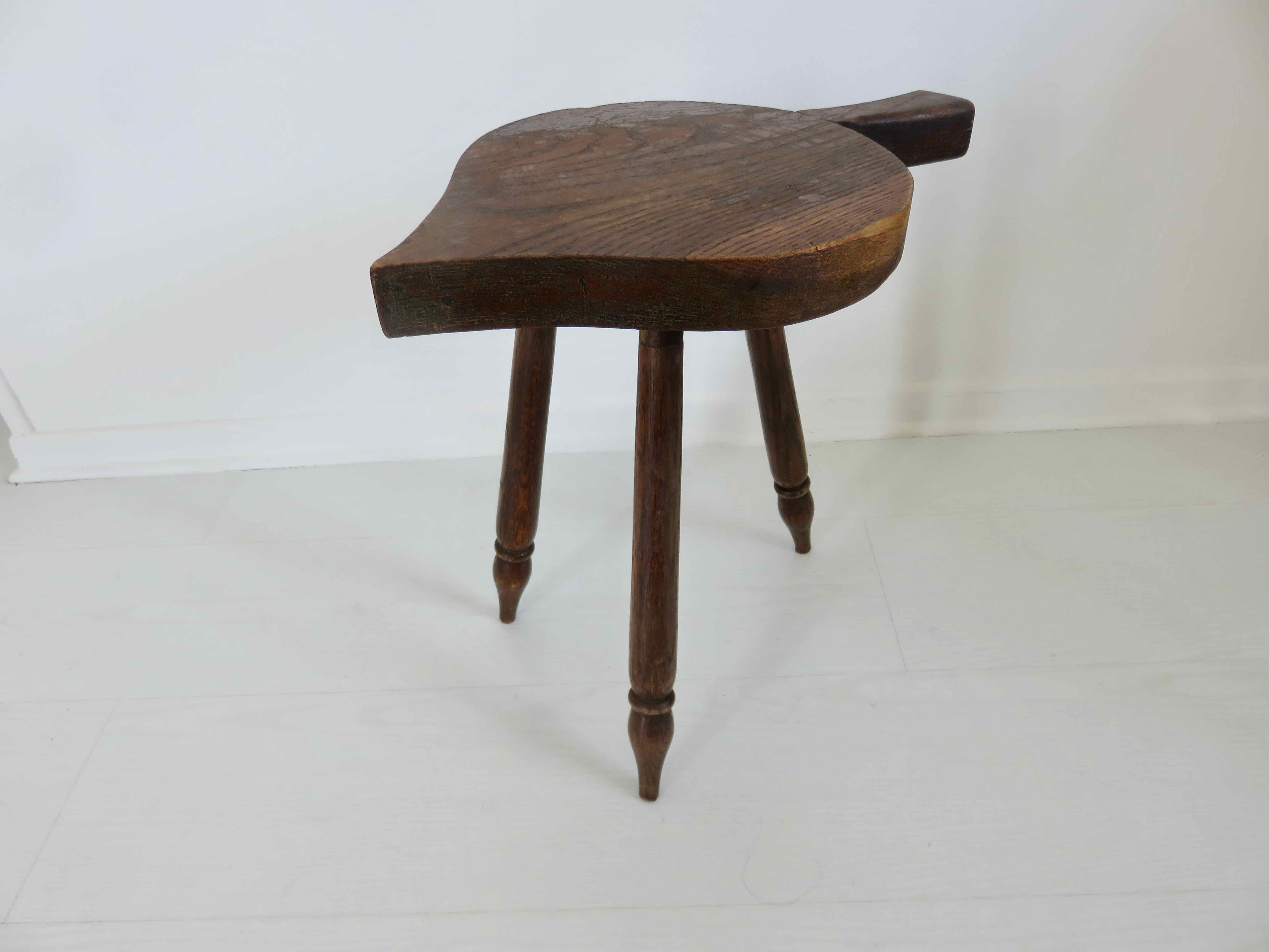 Wooden "ace" tripod stool from the 50s 60s
