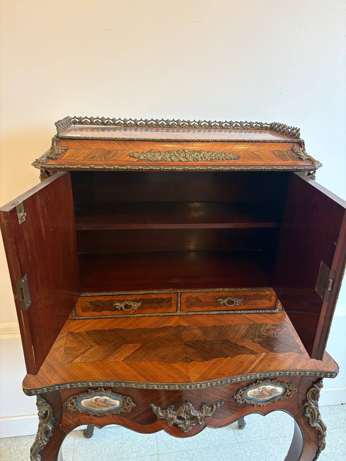 Bonheur du Jour - Napoleonic III era