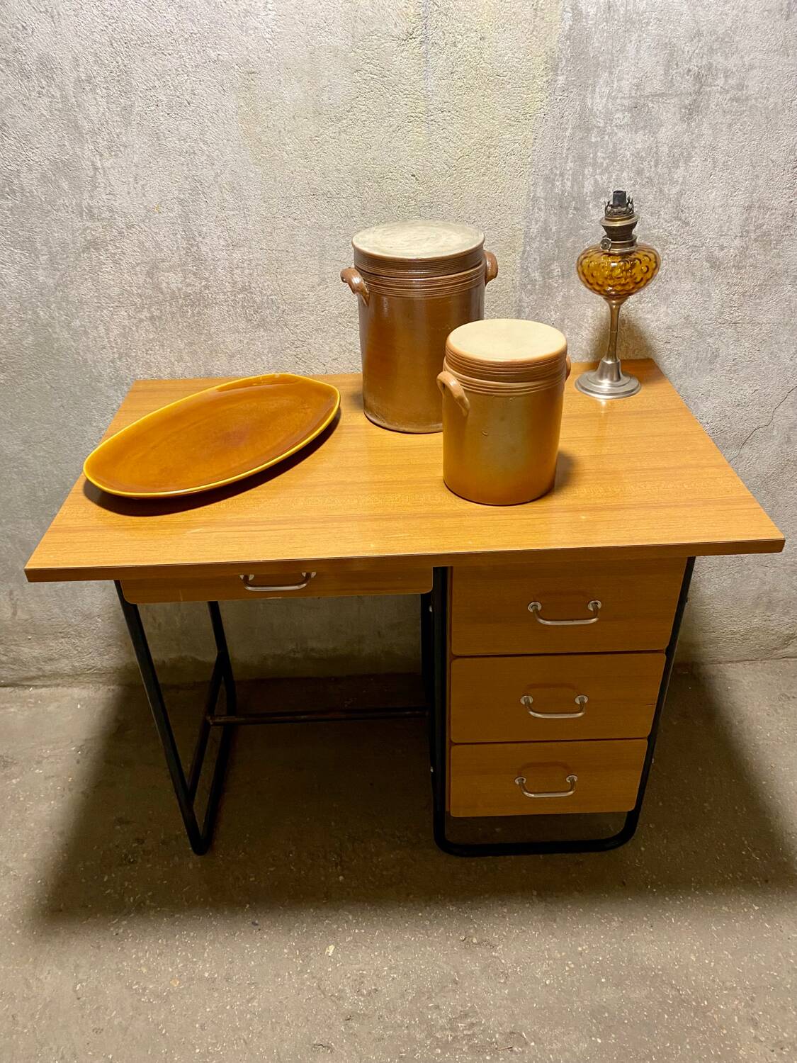 Longchamp brown varnished enameled serving dish