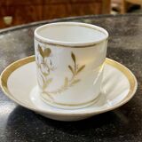 Set of 4 cups and saucers from the early 19th century in Paris porcelain
