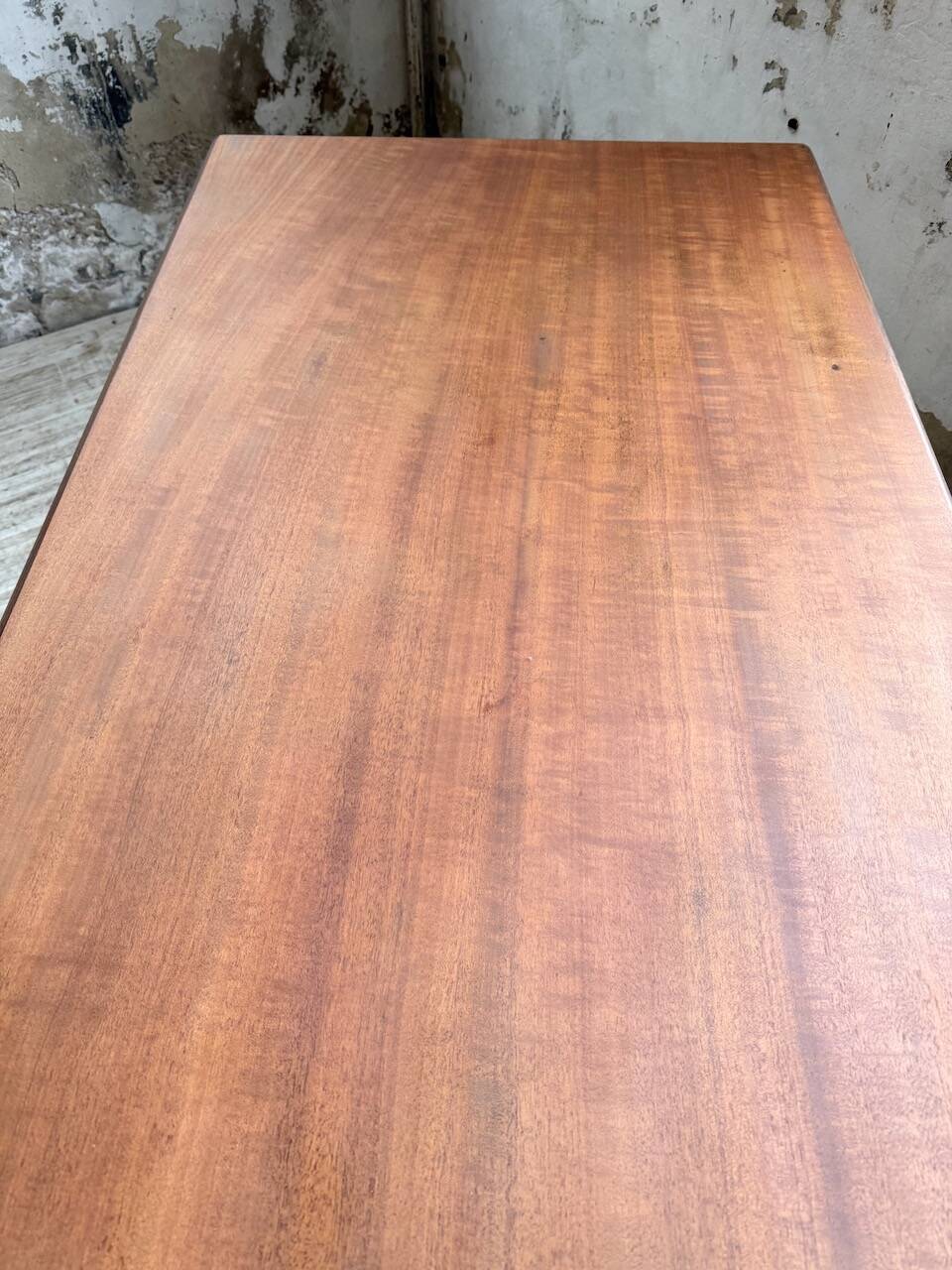 Turned leg cherry table 160cm