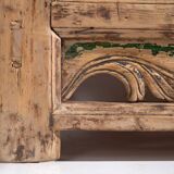 Ancien buffet rouge oriental (vers 1890)
