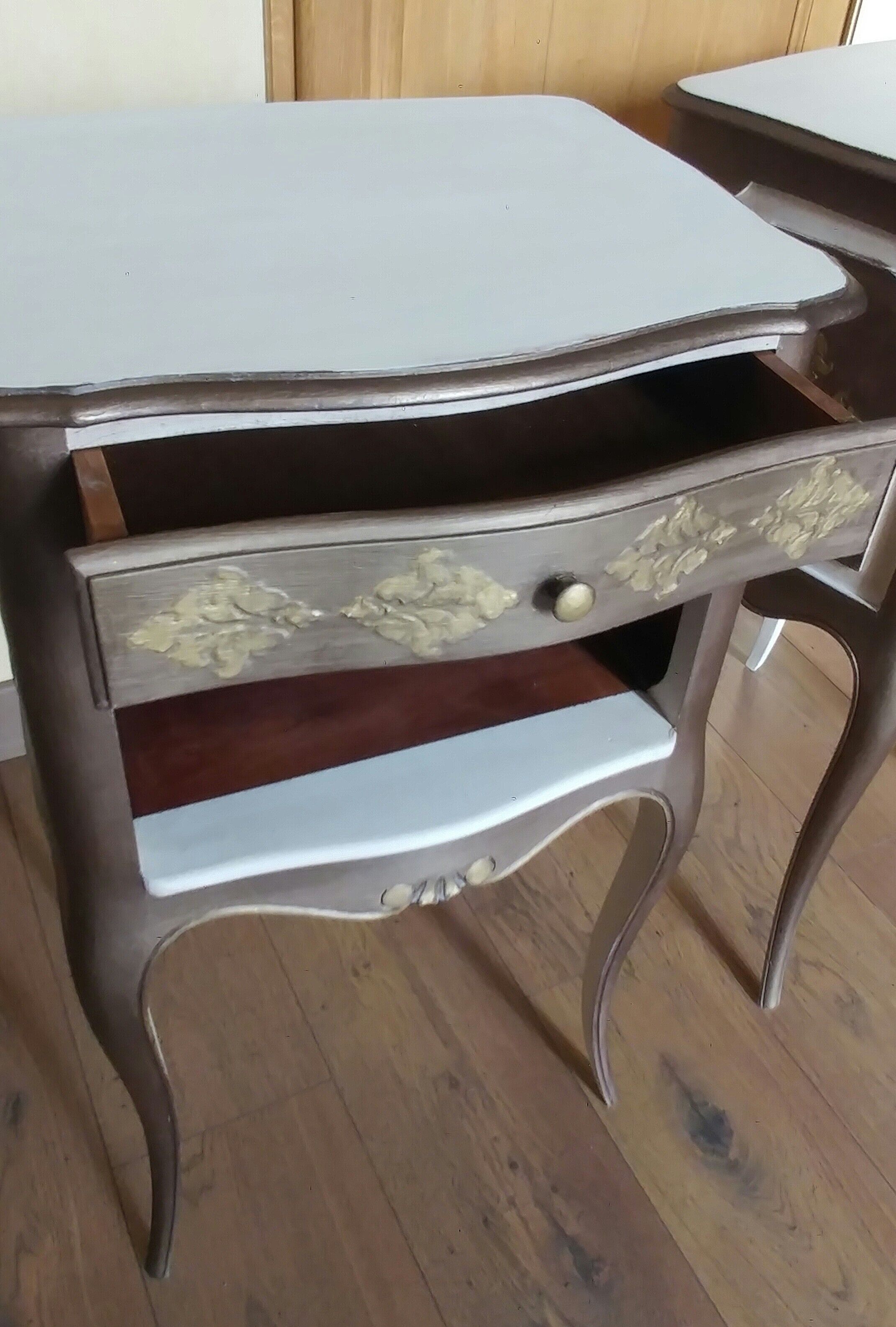 LouisXV-style bedside pair